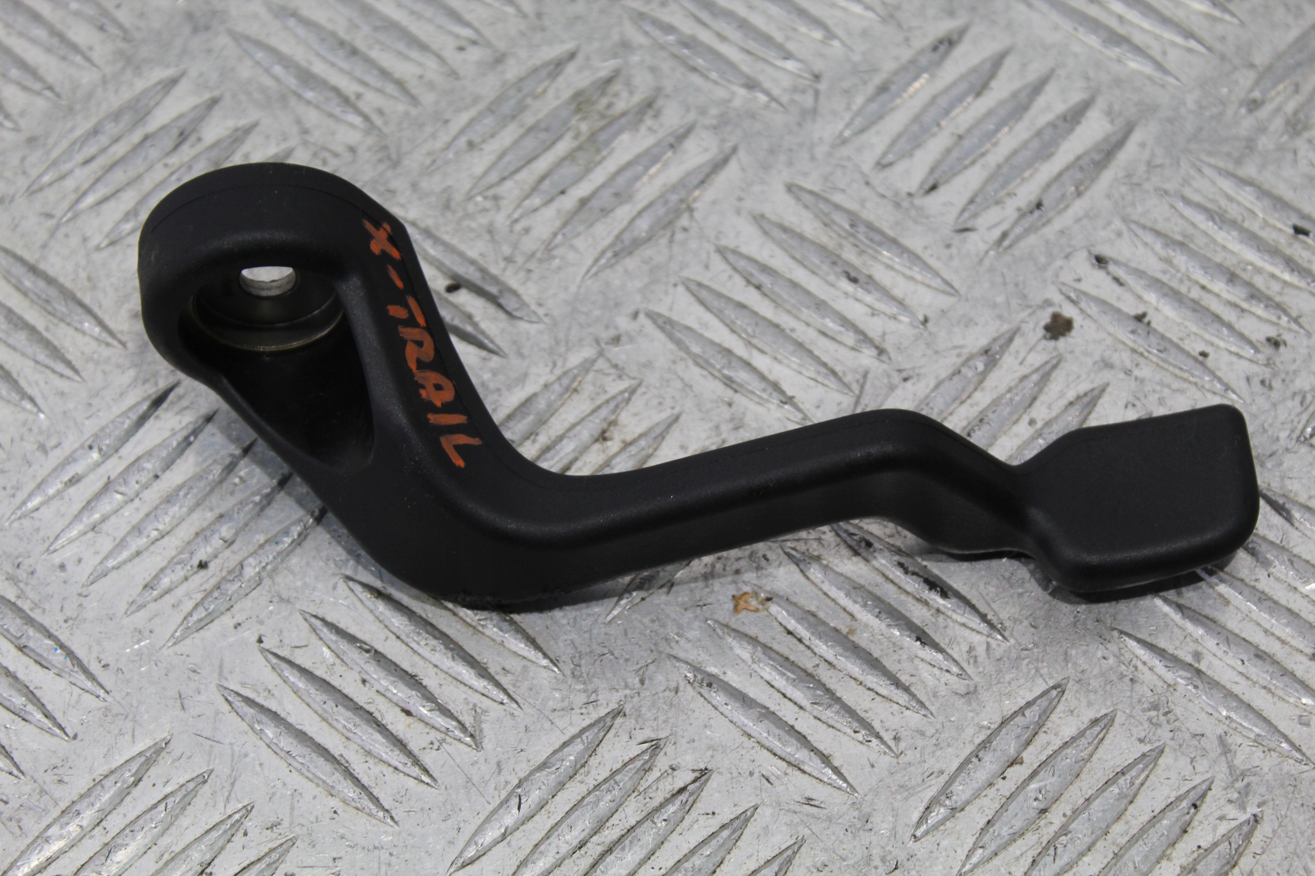 REGULACJA Volant X-TRAIL III T32 LIFT