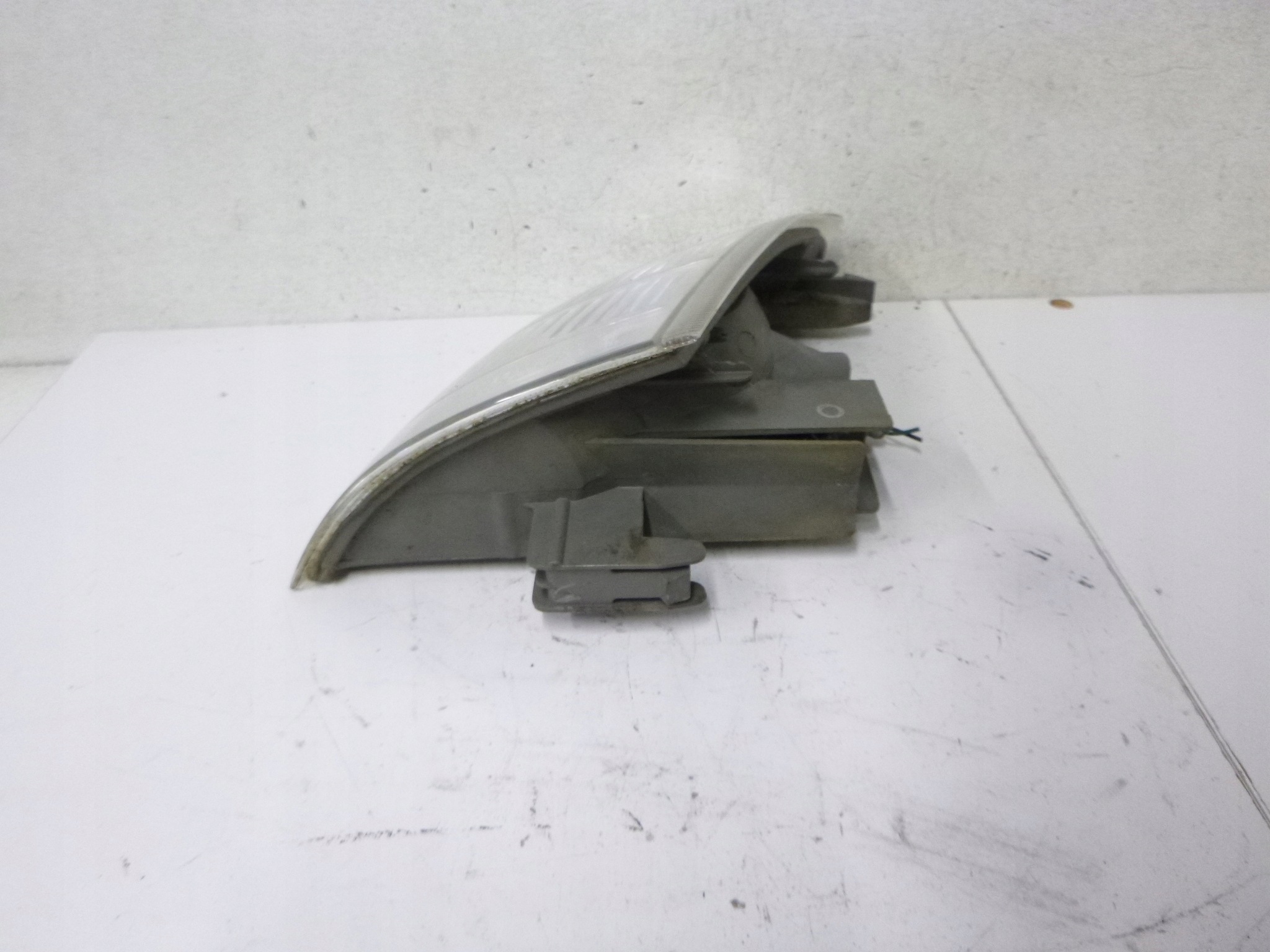 indicator front right Nissan X-Trail T30 Ichikoh 3443 L 2001-2007