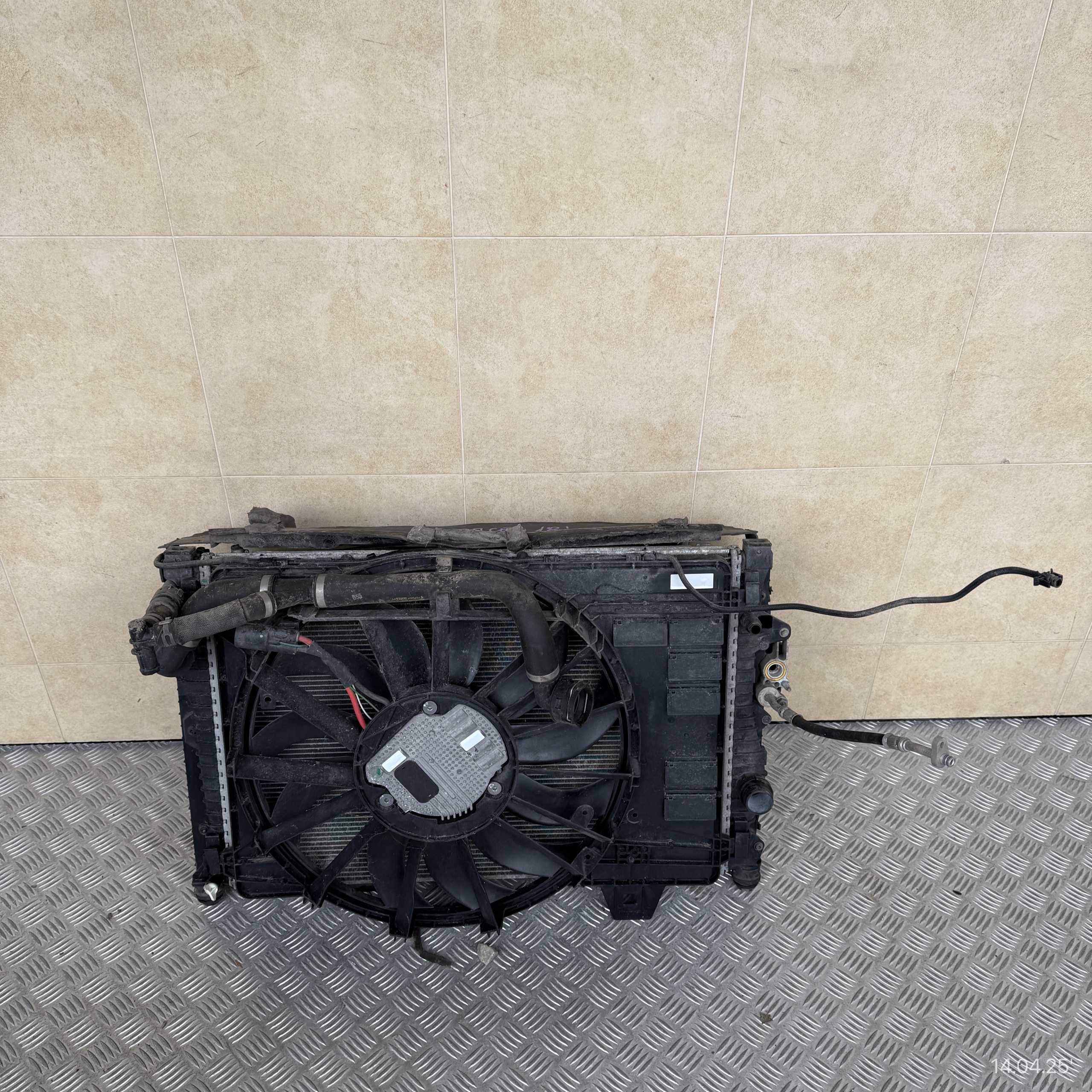 radiator fan JAGUAR E-PACE 2018 ROK 2.0 D