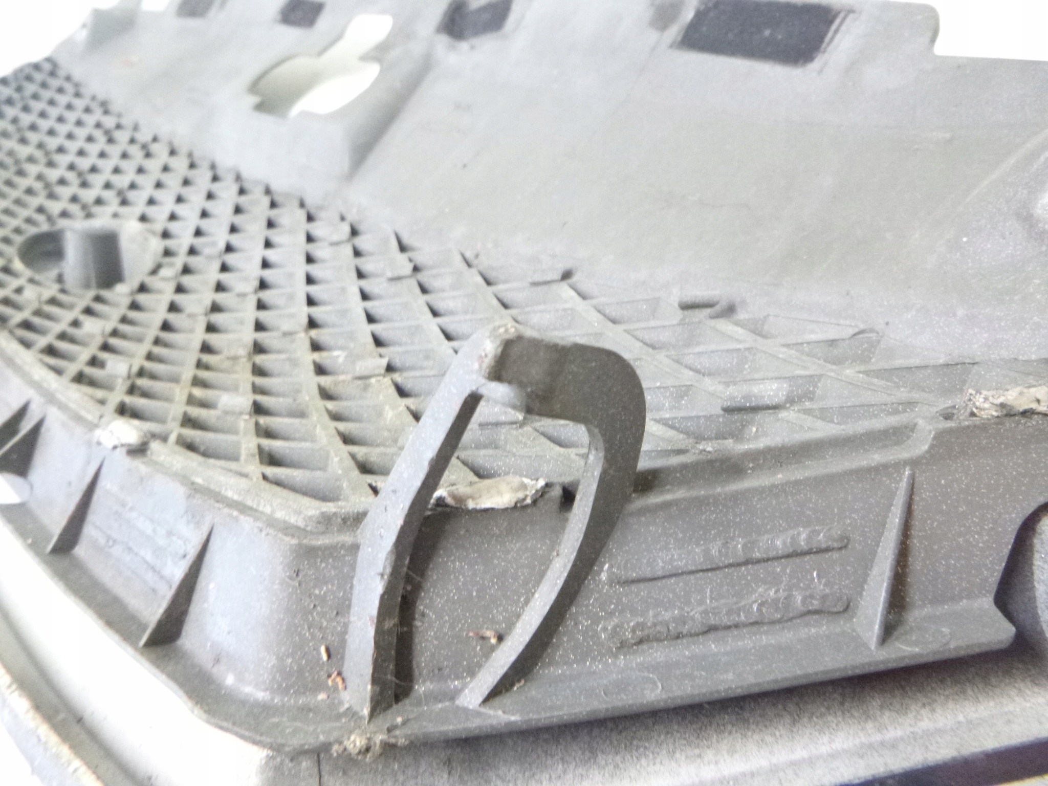 GRILL GRILL FORD MONDEO III 2003R. G0
