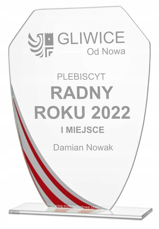 

Duża i Tania Statuetka szklana z grawerem 17cm