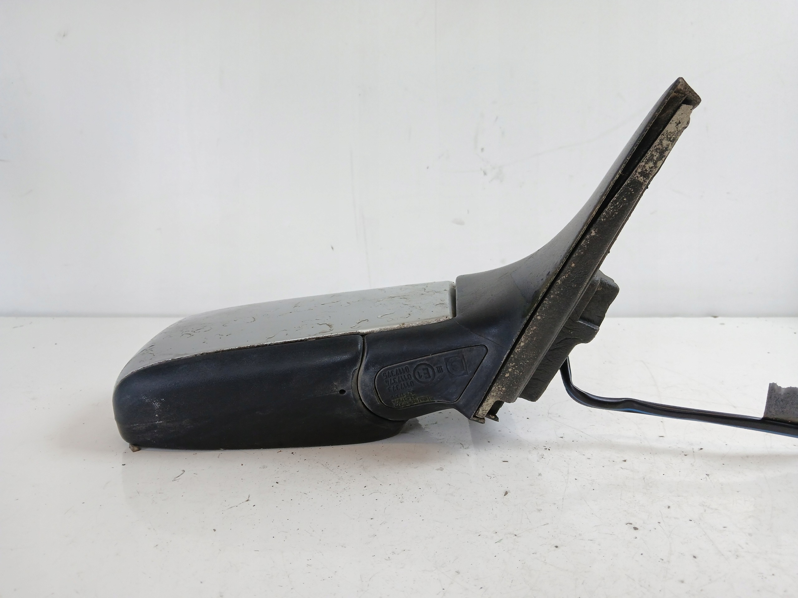 VOLVO V40 and mirror right silver 5 PIN