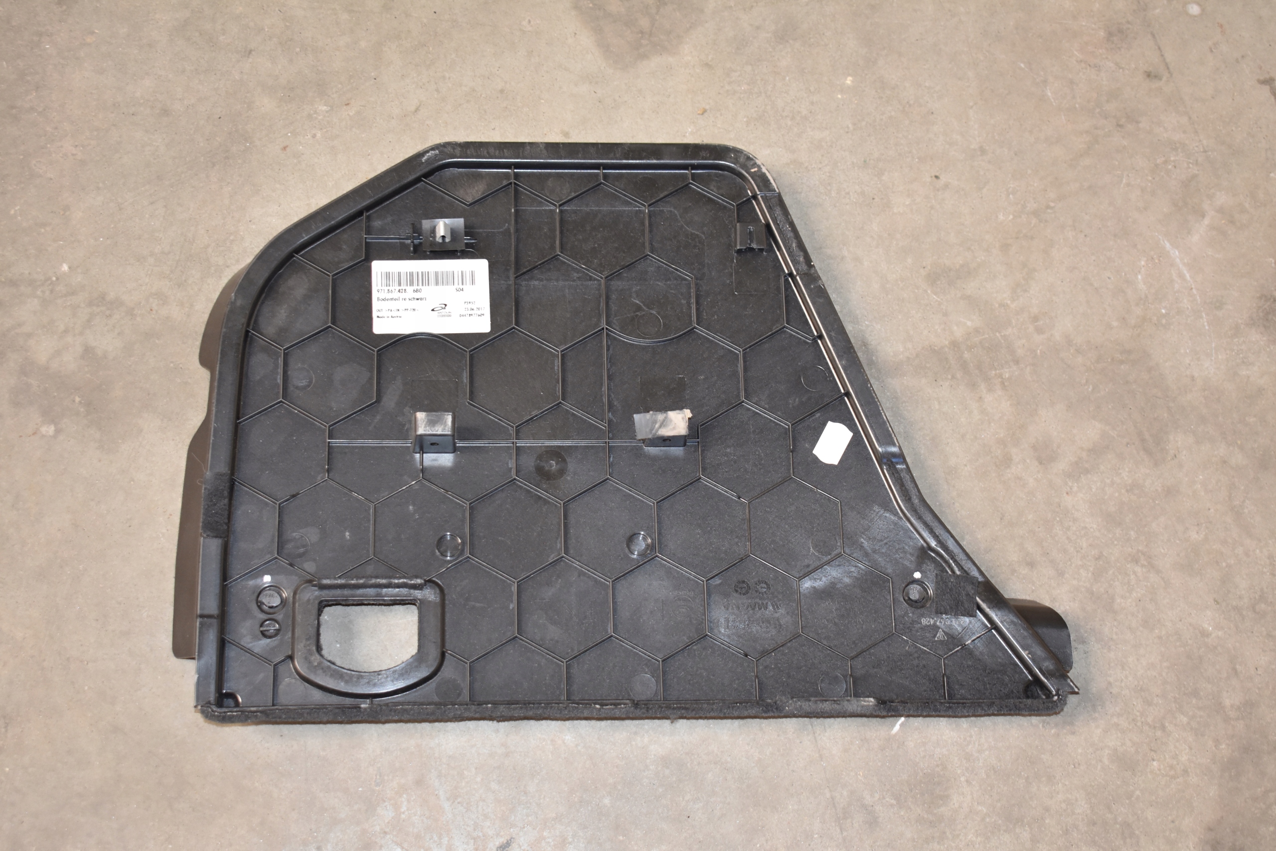 IDEALNA cover right boot PORSCHE PANAMERA 971 1