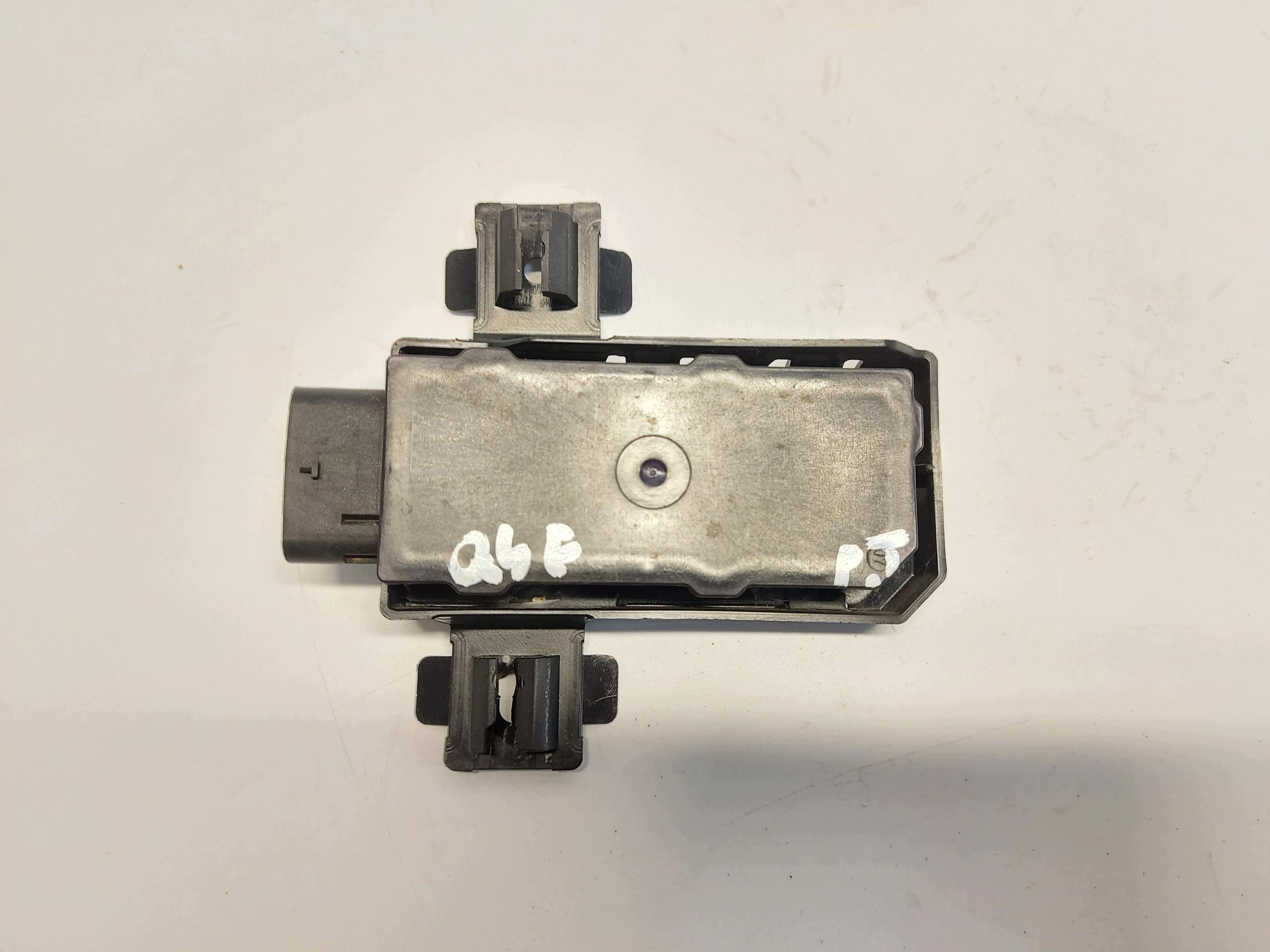 Audi Q4 89A 45 E-TRON , SUV, 2023 antenne KEYLESS 89A907742-JLK03