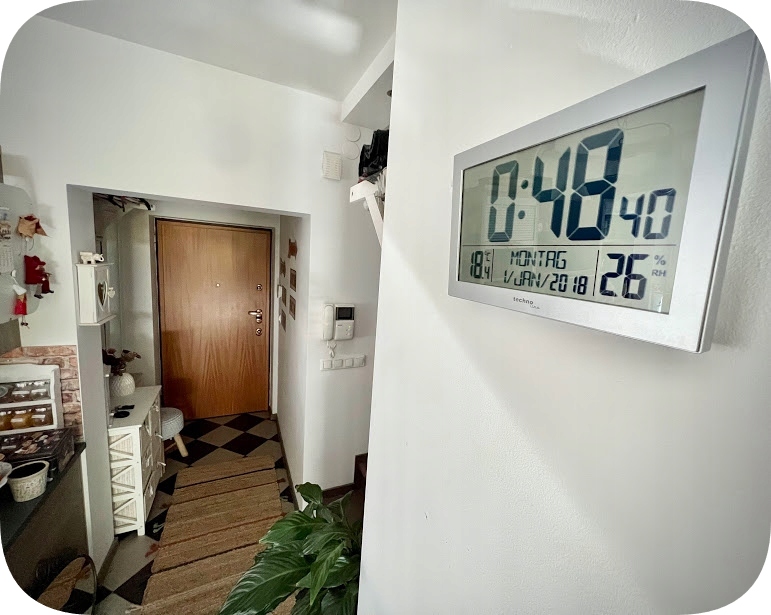 Zegar cyfrowy ścienny Technoline WS8016 BLADE HOME Kolor odcienie szarości