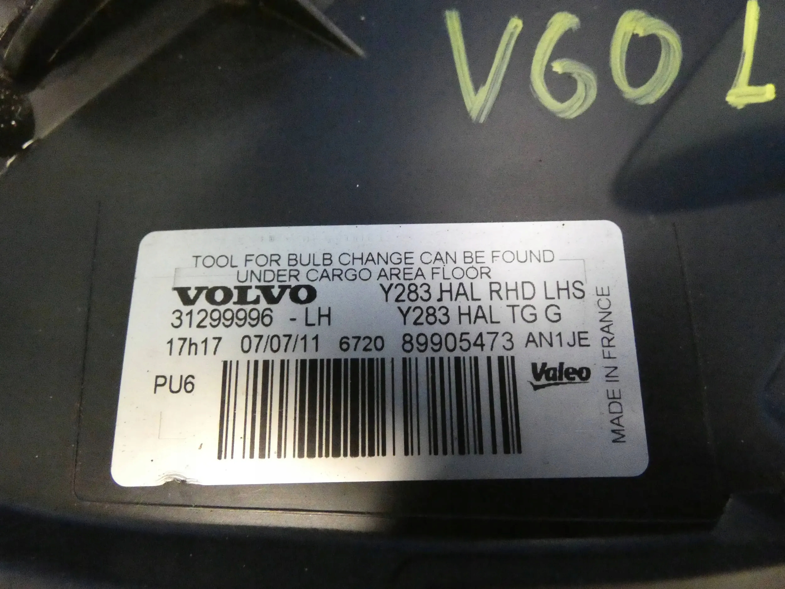 Volvo V60 S60 II light left front ZWYKLA ANGLIK