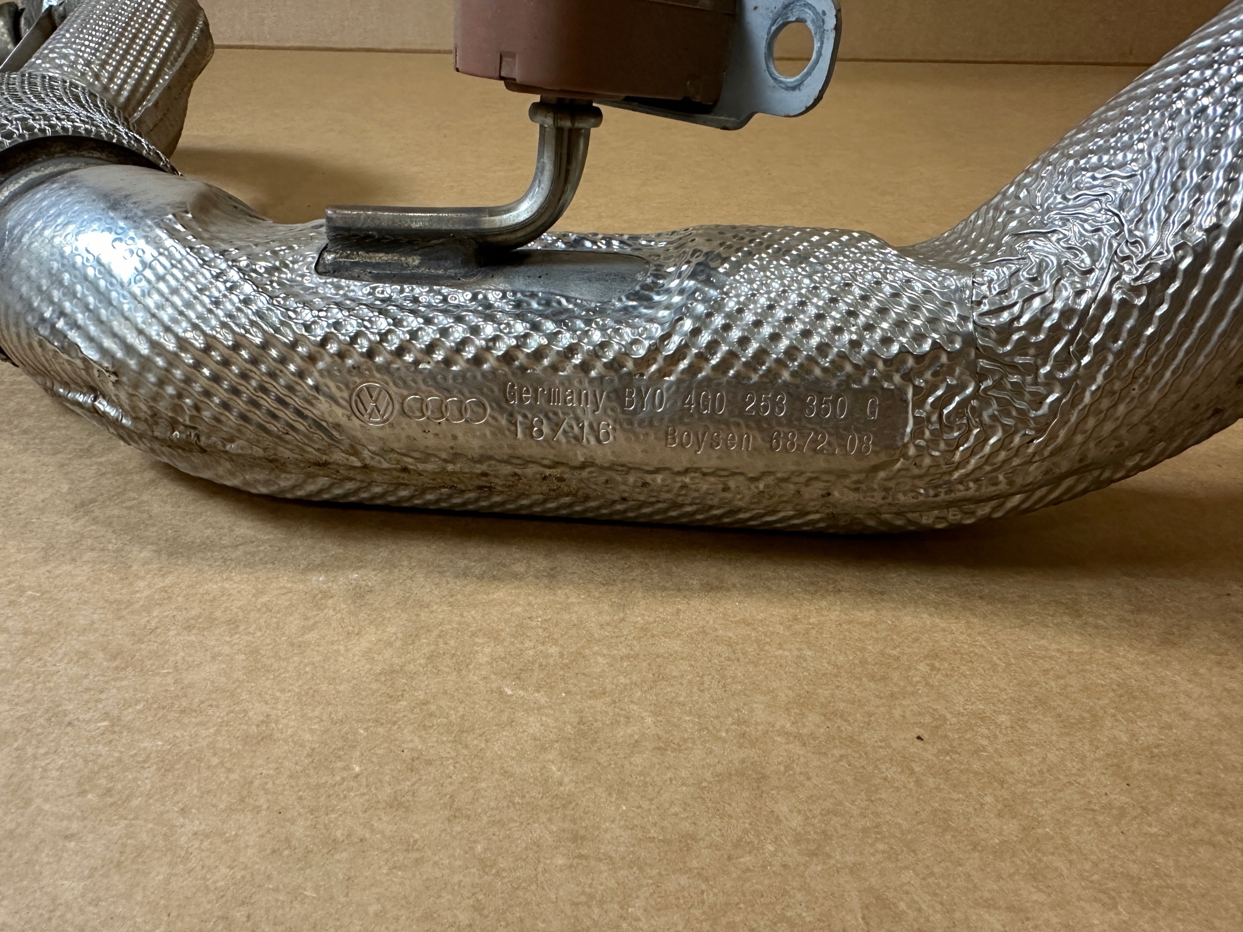 AUDI A6 С7 4G 2017 pipe exhaust pipe 2.0 TDI 4G0253350G 34km