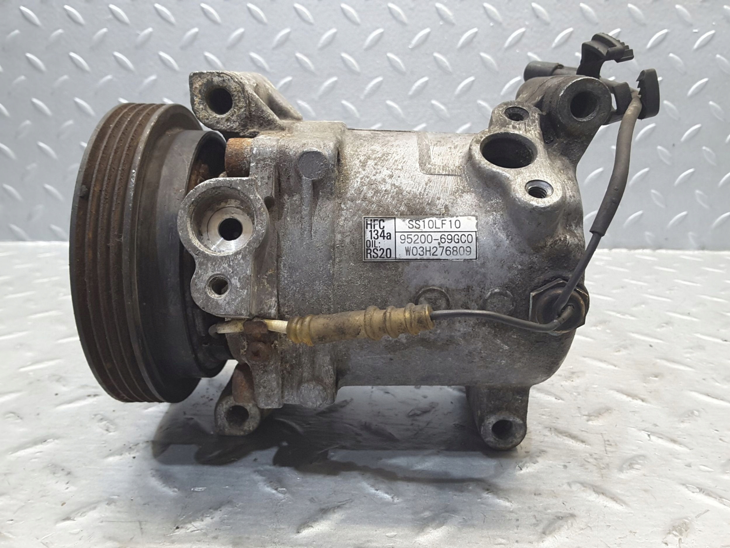 компрессор кондиционера suzuki WAGON R+ SS10LF10