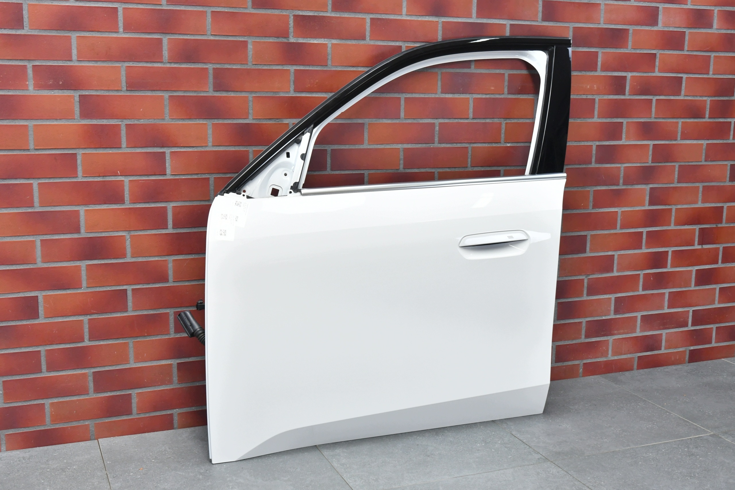 door left front front BMW X3 G45 A300 ALPINWHITE