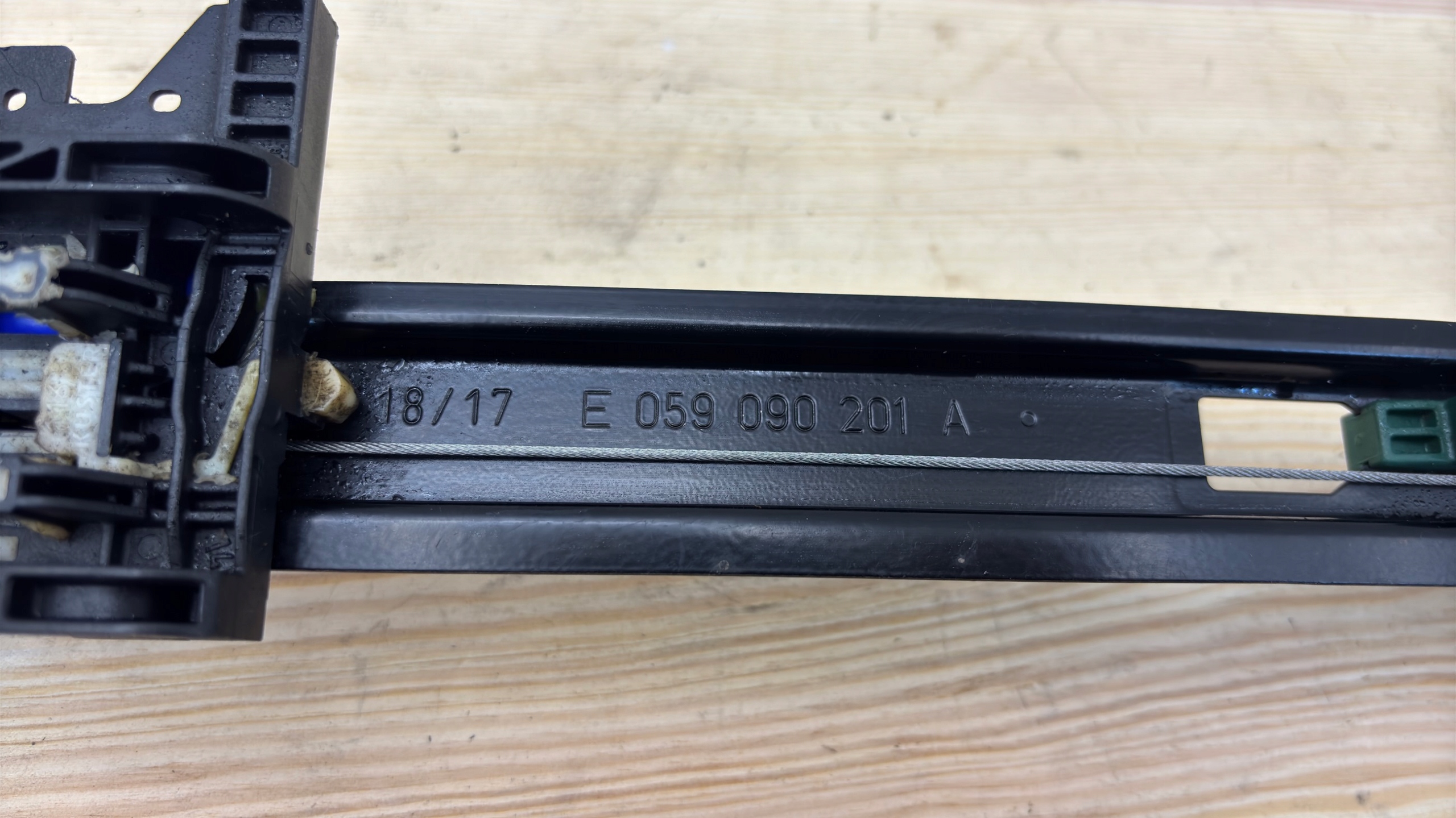 PORSCHE MACAN window regulator door left front 95B39461B K138/503