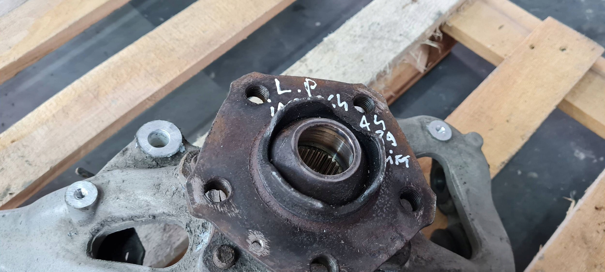 A4 B9 8W LIFT swing left left front 8W0407253F 8W0407559 A5 8W