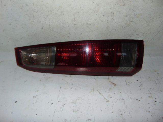 фонарь левый задний opel Meriva A 05R