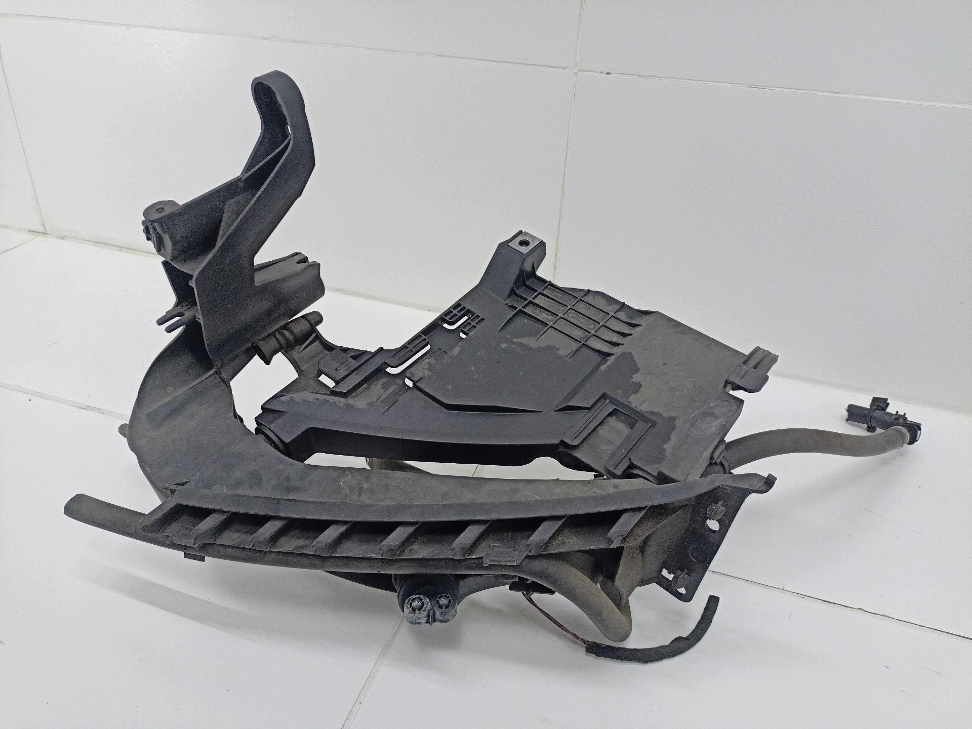 holder lights left side Audi A5 8T 2010 8T0805607L