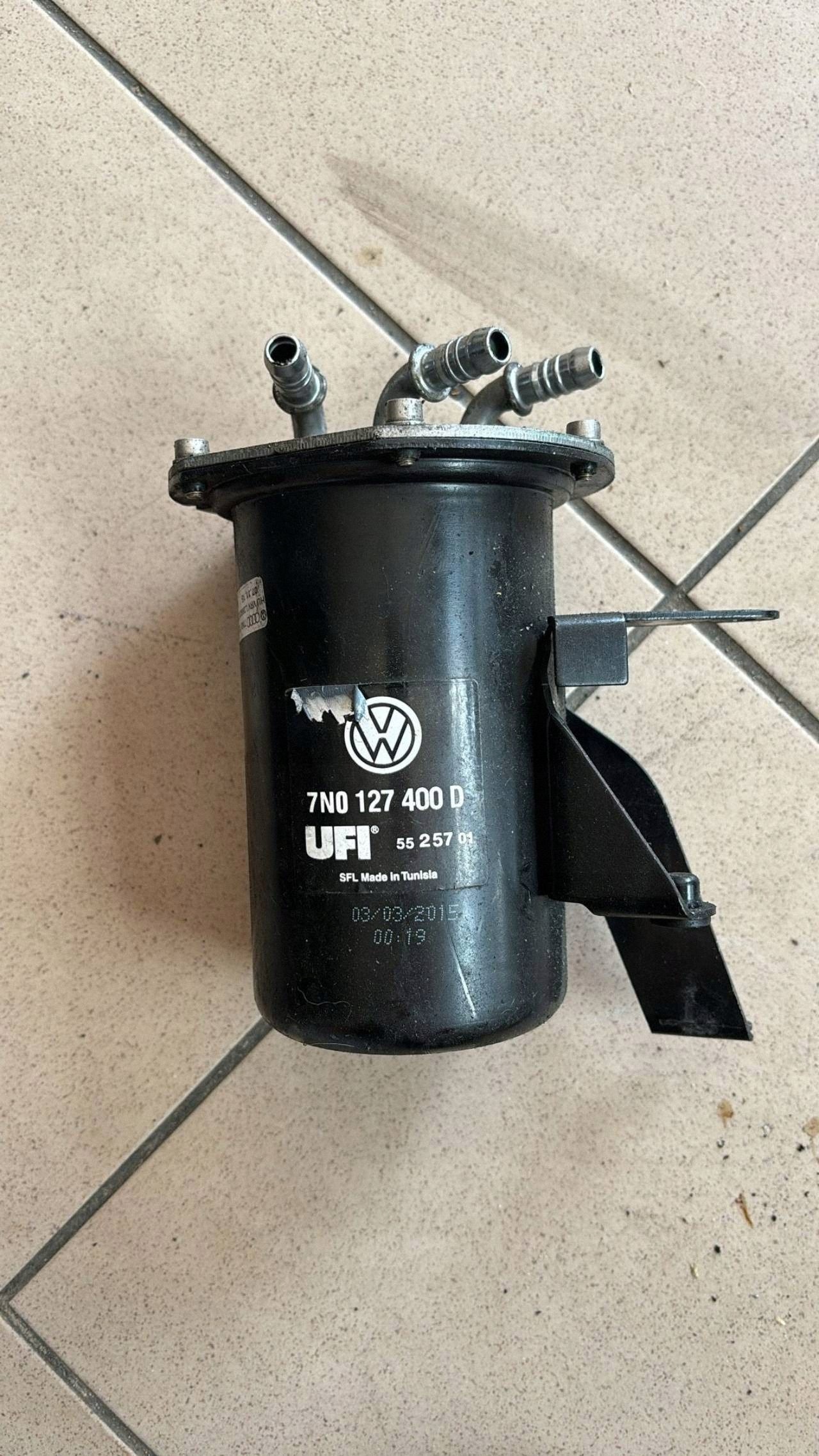 poklopač filtera goriva Volkswagen Sharan 7N0127400D