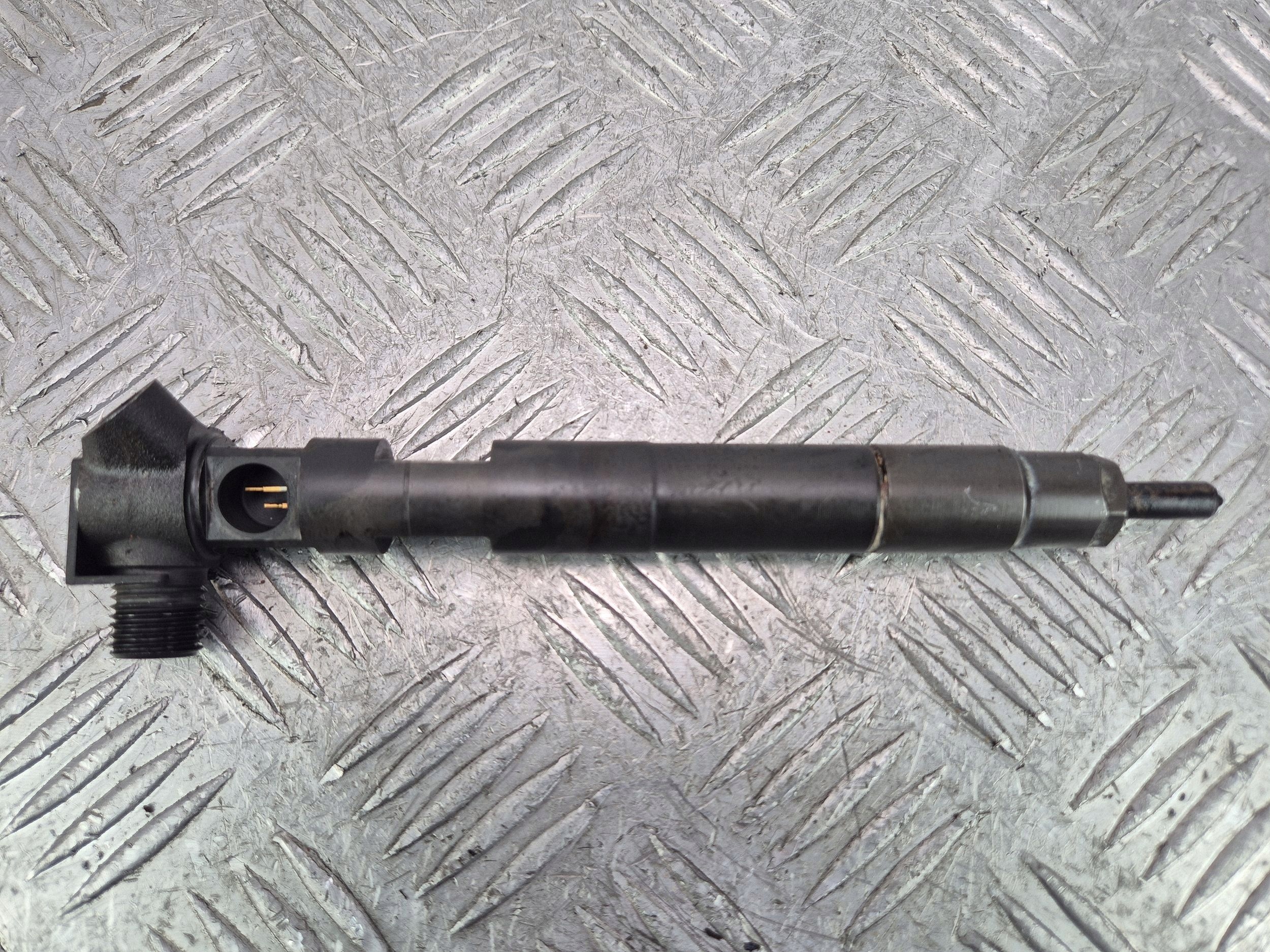 Mercedes C220 CDI W204 injector A6510700587 OM651911