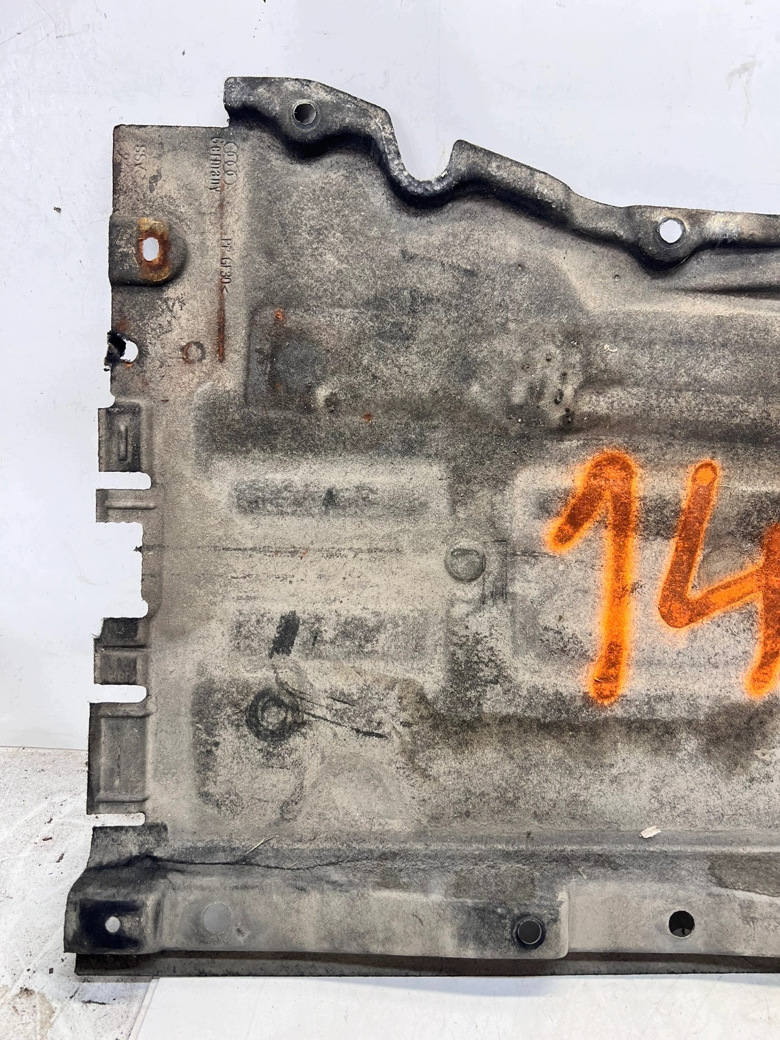 Blende Abdeckung abdeckung Unterfahrschutz rechts DUZA AUDI A6 C7 4G0825208E 145/26