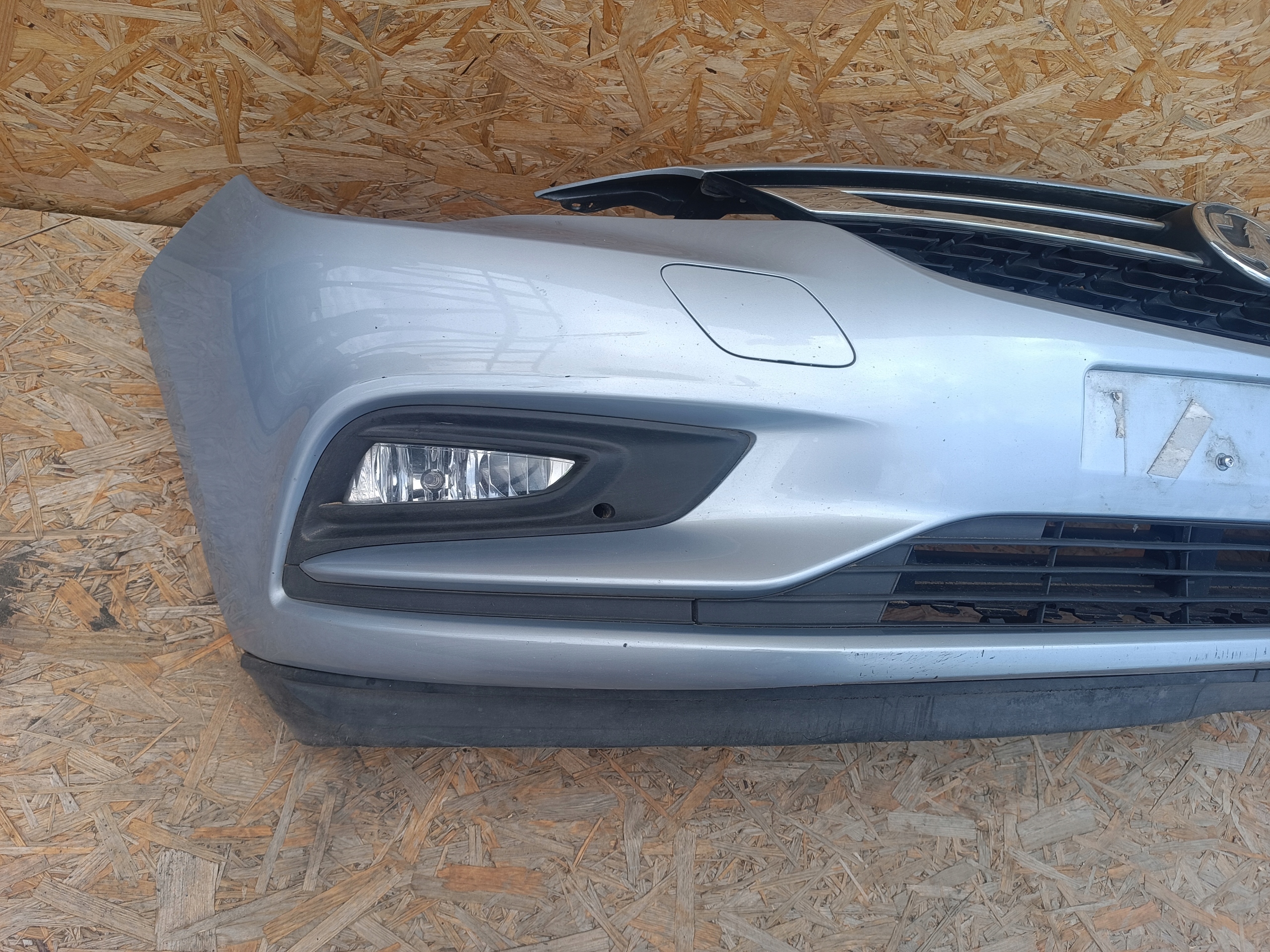 front bumper front OPEL ASTRA K V NUMER LAKIERU Z189