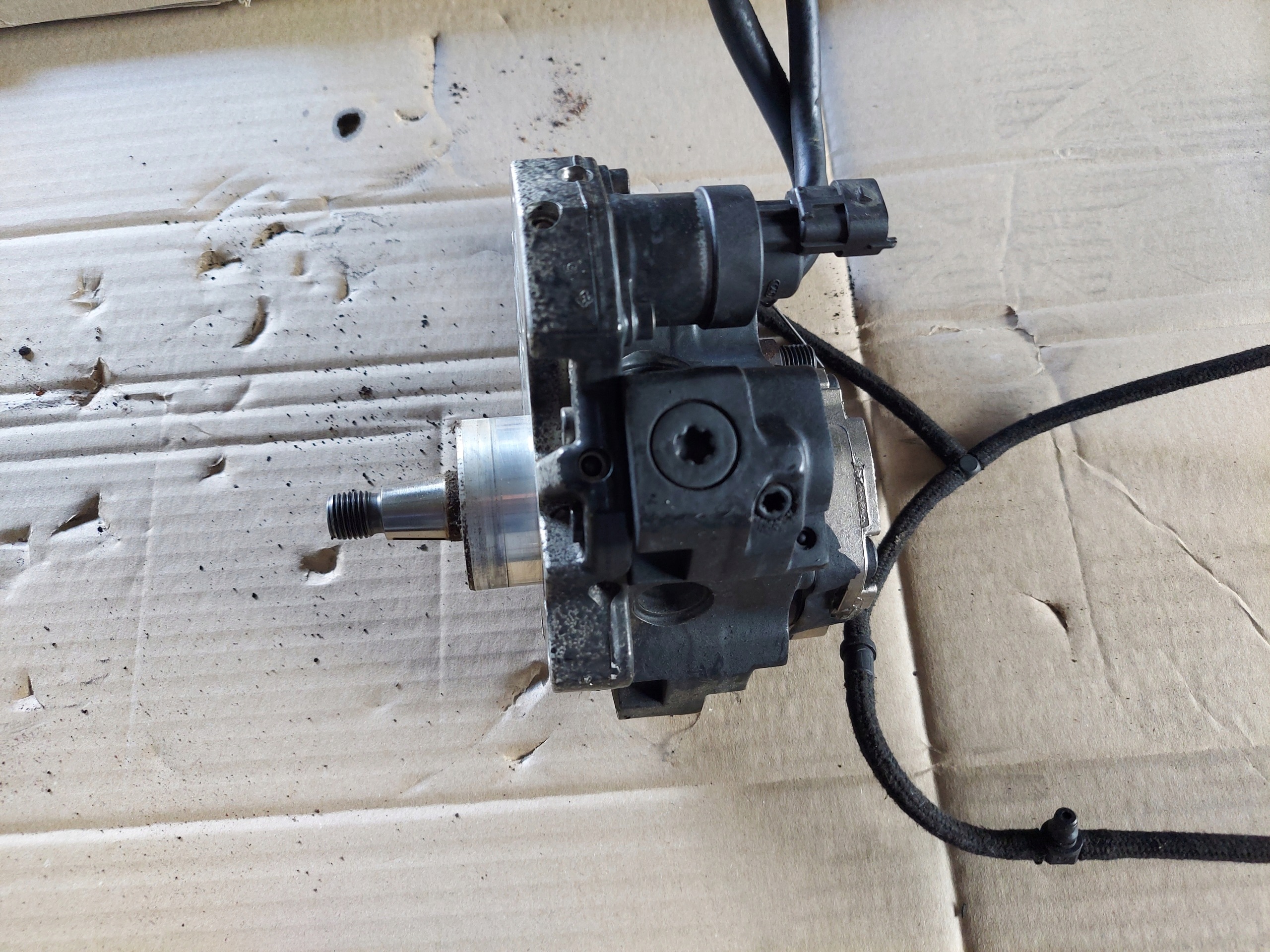 injection pump VOYAGER IV 2.5 CRDI 0445010034