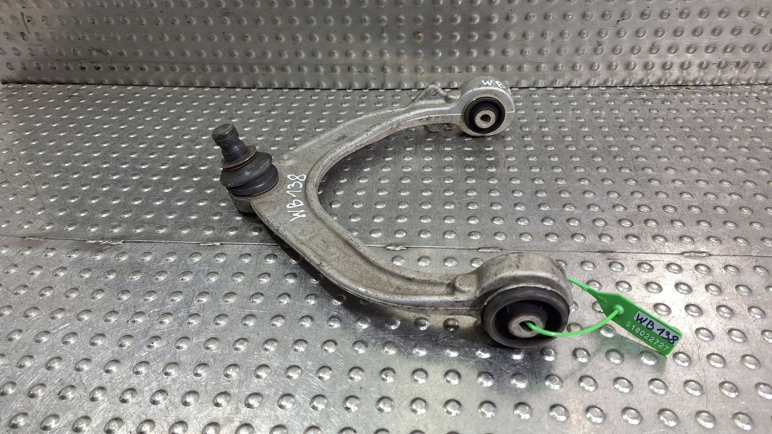 arm right front upper 6776418 BMW X5 E70 X6 E71 F15 F16