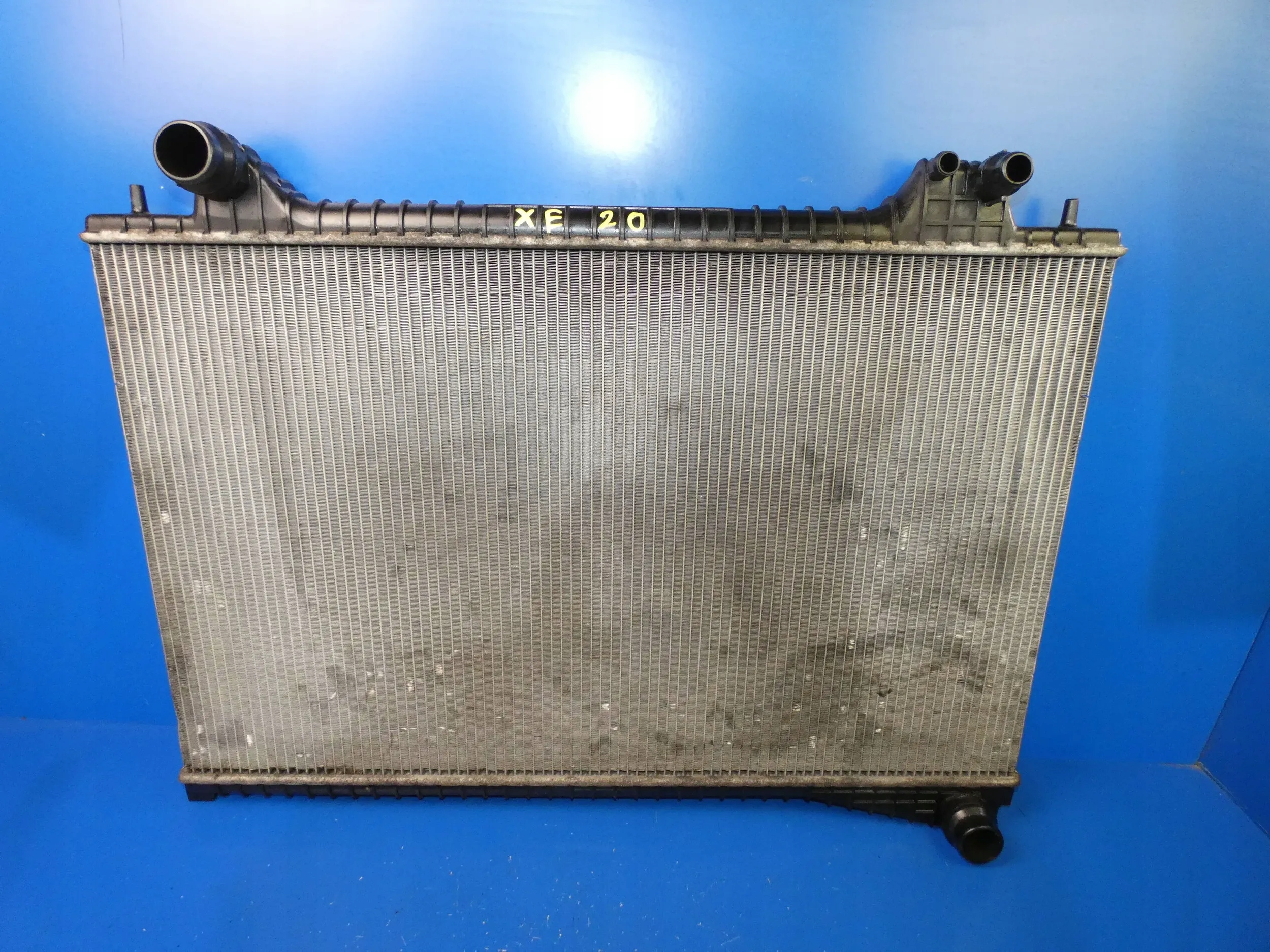 JAGUAR XE X760 XF X260 water cooler