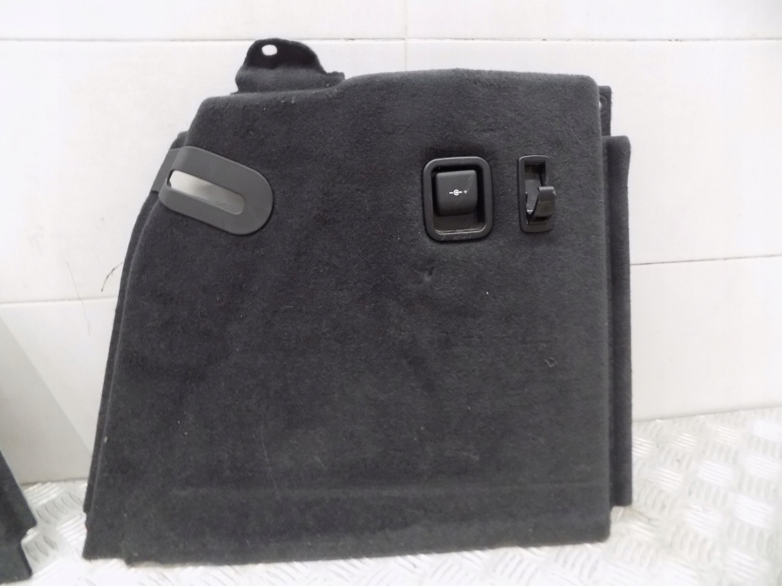 BMW X3 G01 left right side upholstery boot 7452459 7452460