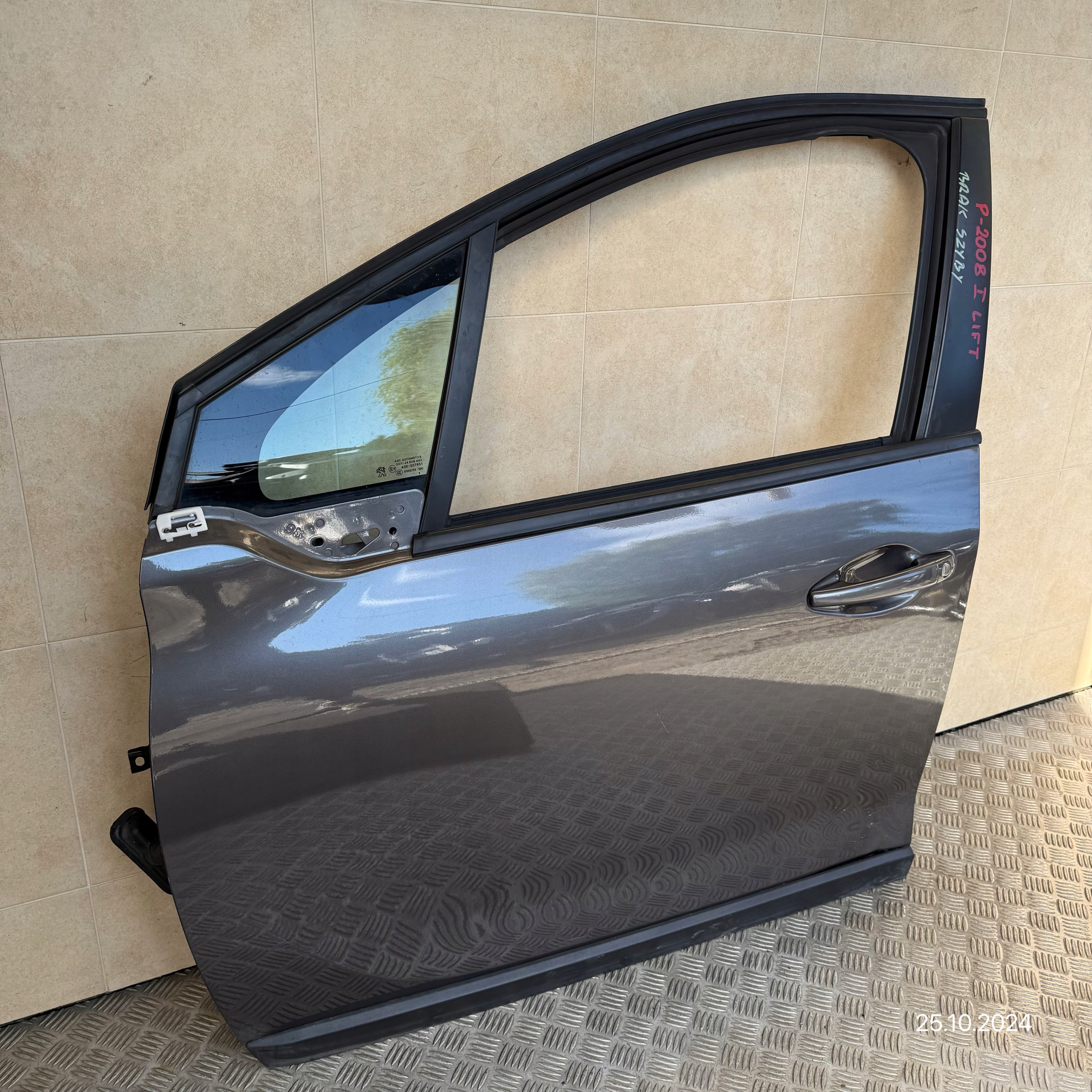 Tür vorne links PEUGEOT 2008 und LIFT 2016 ROK