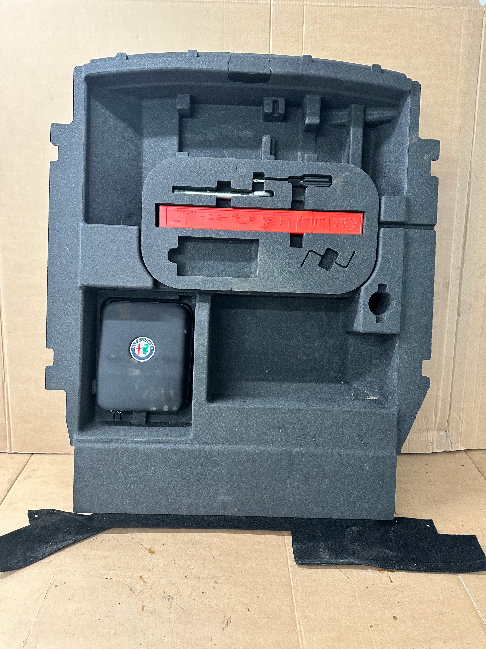 ALFA ROMEO STELVIO ZESTAW NAPRAWCZY KOŁA KOMPRESOR KLUCZE