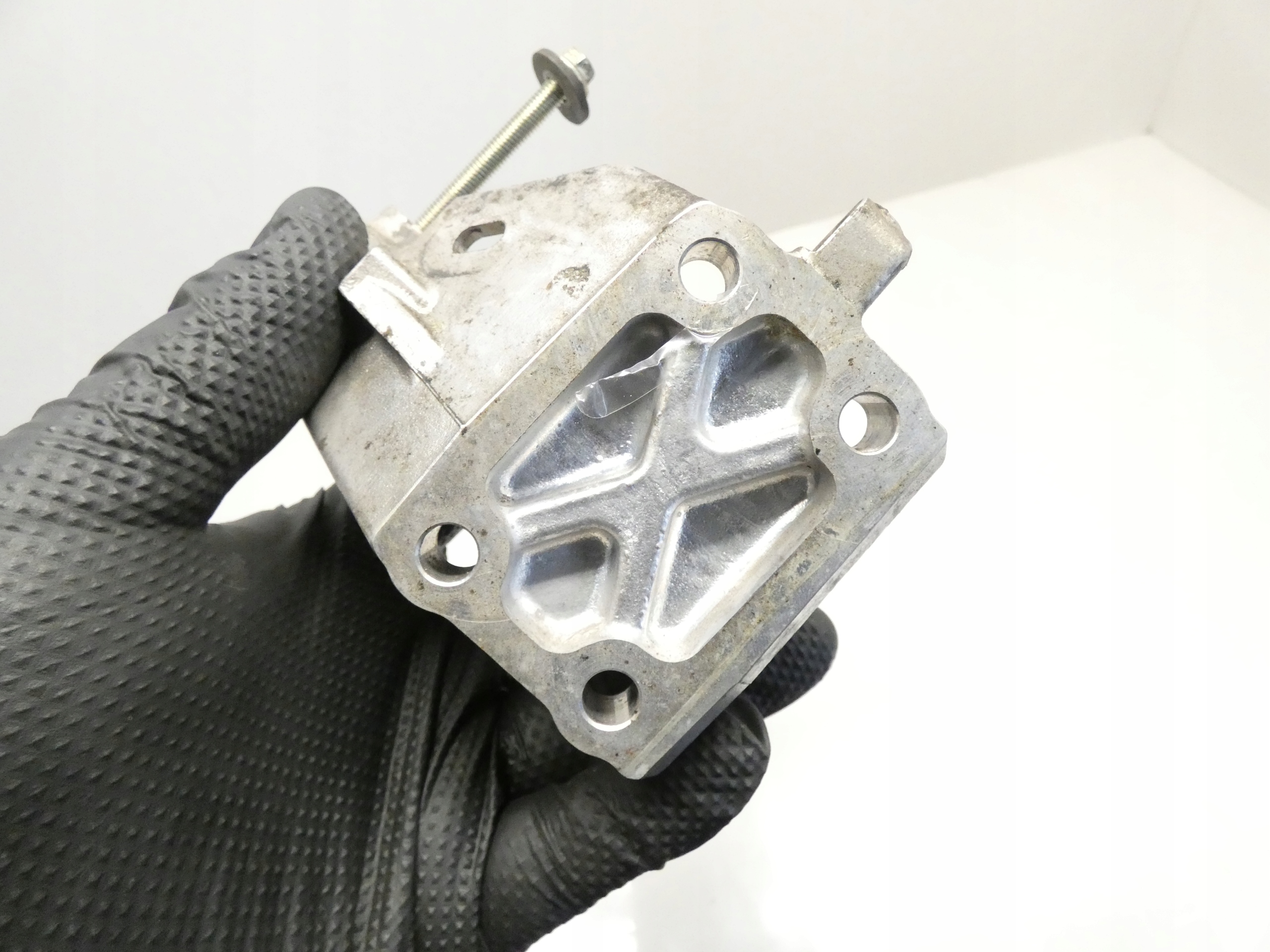 engine mount POMPY air CITROEN C2 1.4 8V KFV 03-09 9640883480