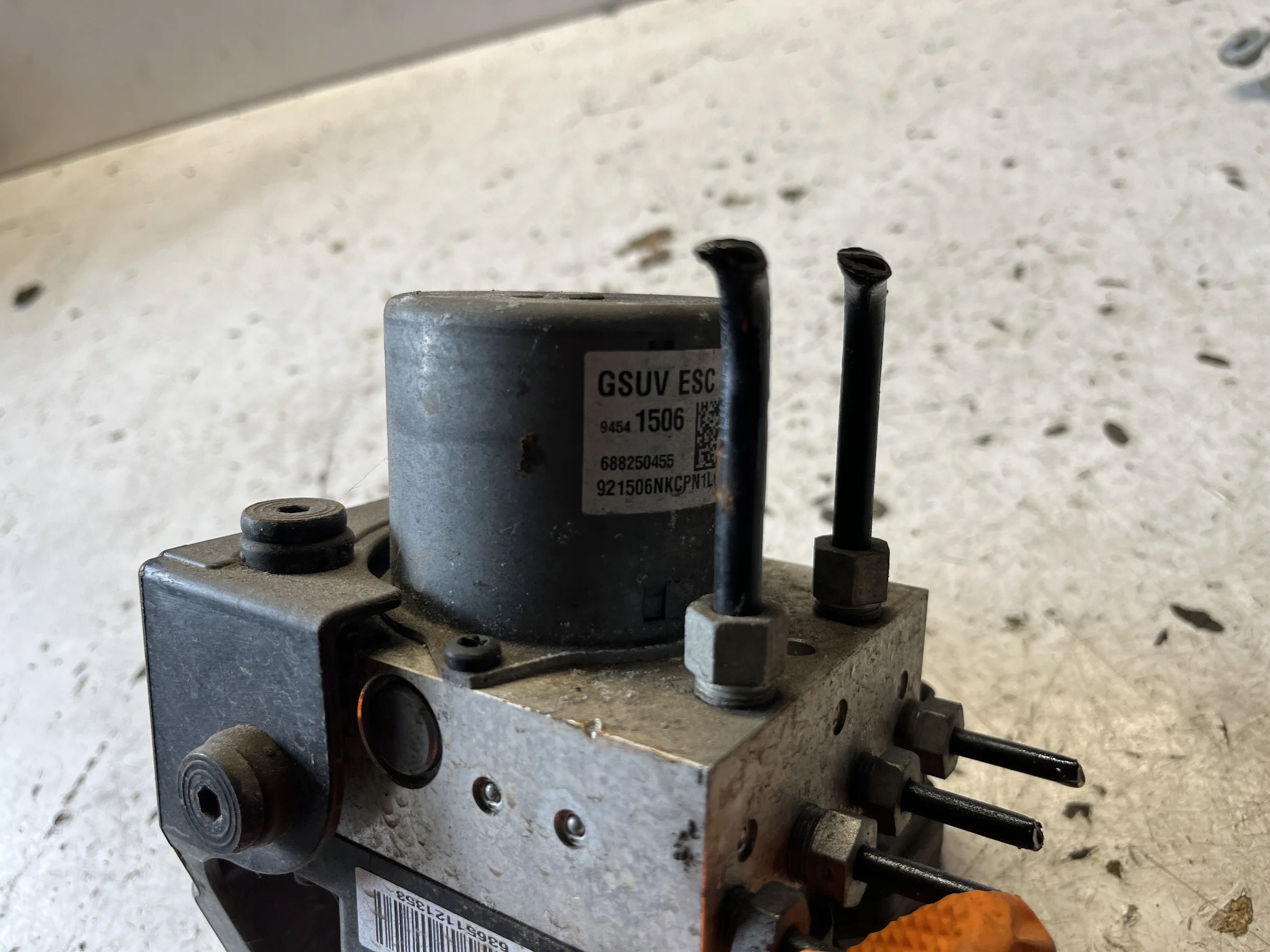 OPEL MOKKA A control unit POMPY ABS 94541506 AT9