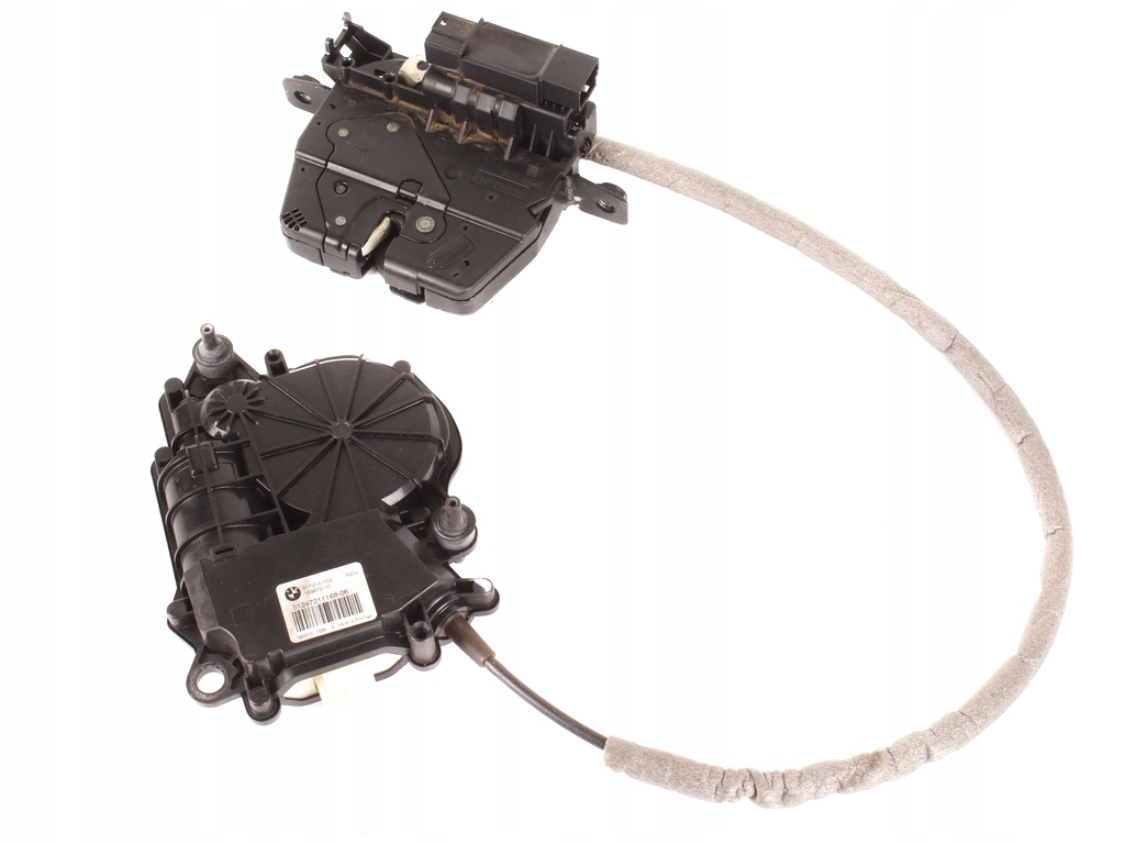 GÓRNY ZAMEK KLAPY BAGAŻNIKA DOCIAG BMW F07 GT