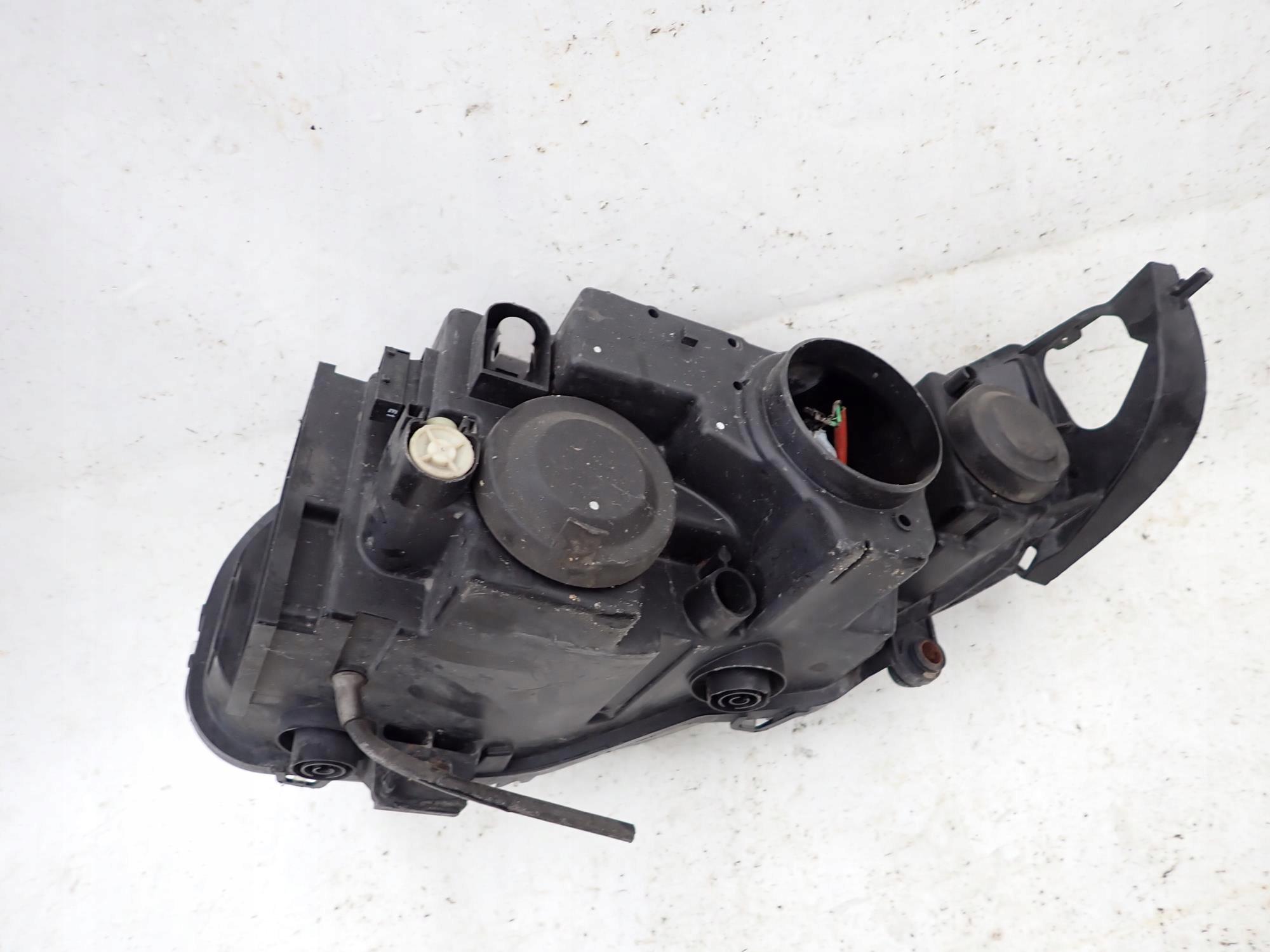 SAAB 9-5 95 and 1 LIFT 05-09 light front right