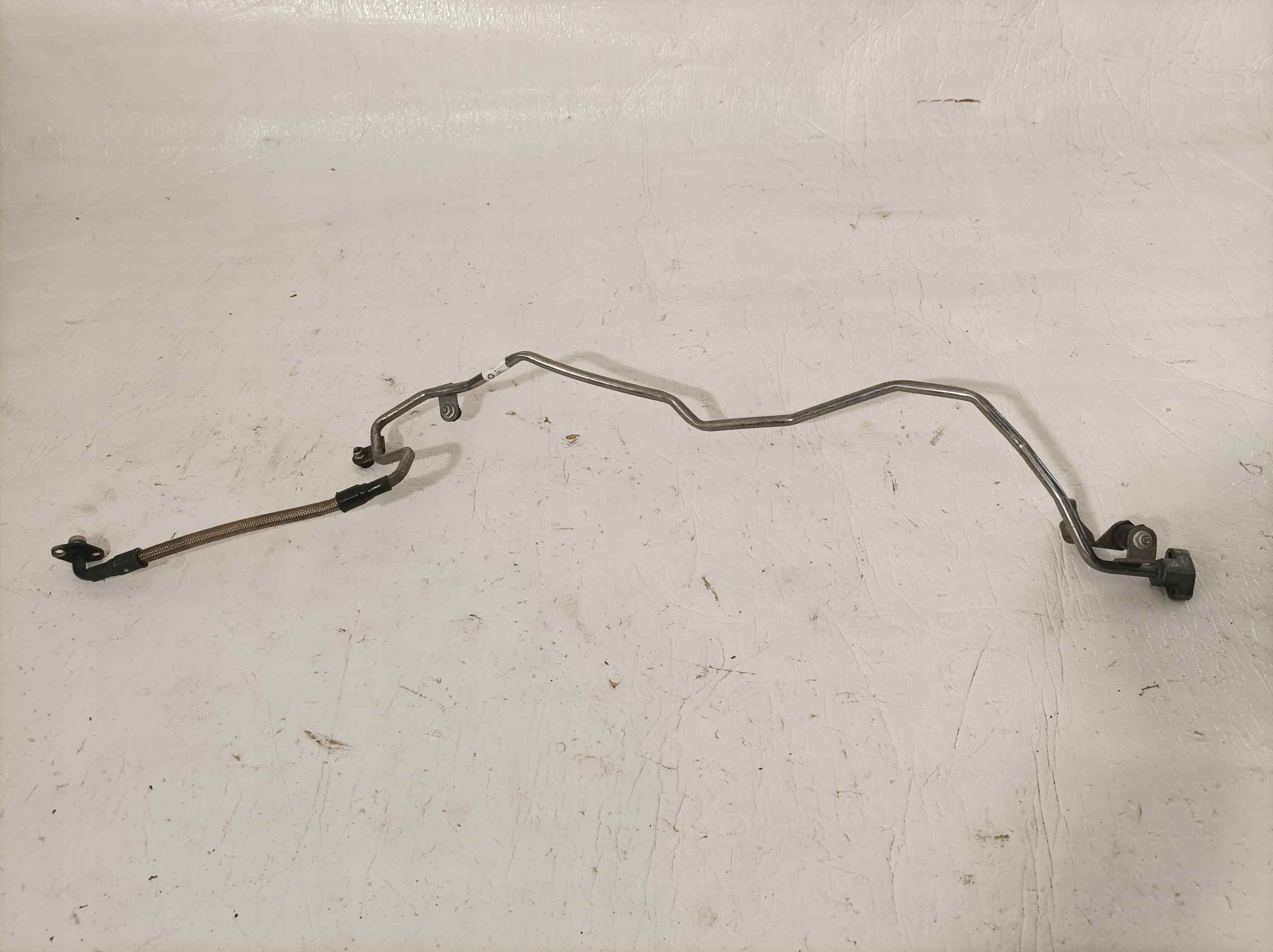 BMW X5 X6 E70 E71 Schlauch ADAPTIVE DRIVE 6851282