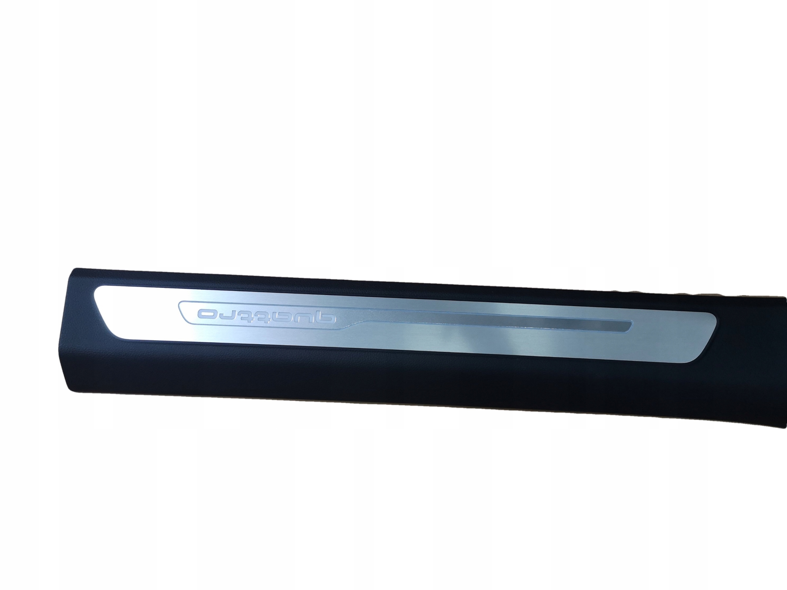 AUDI A8 4H D4 moulding threshold left front LED