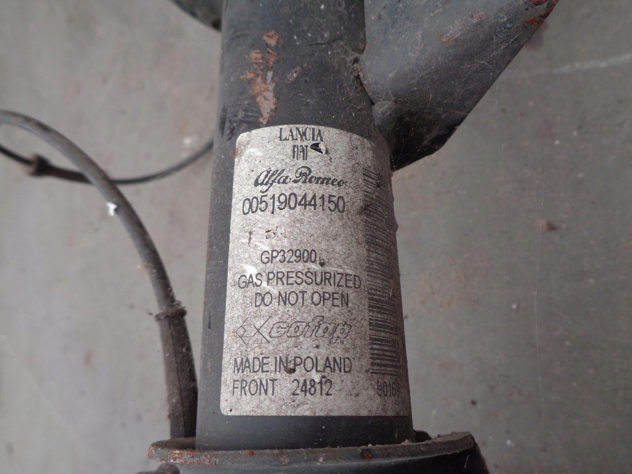 поворотный кулак, цапфа lancia YPSILON 2 II 5d 0.9 2012- правый передний