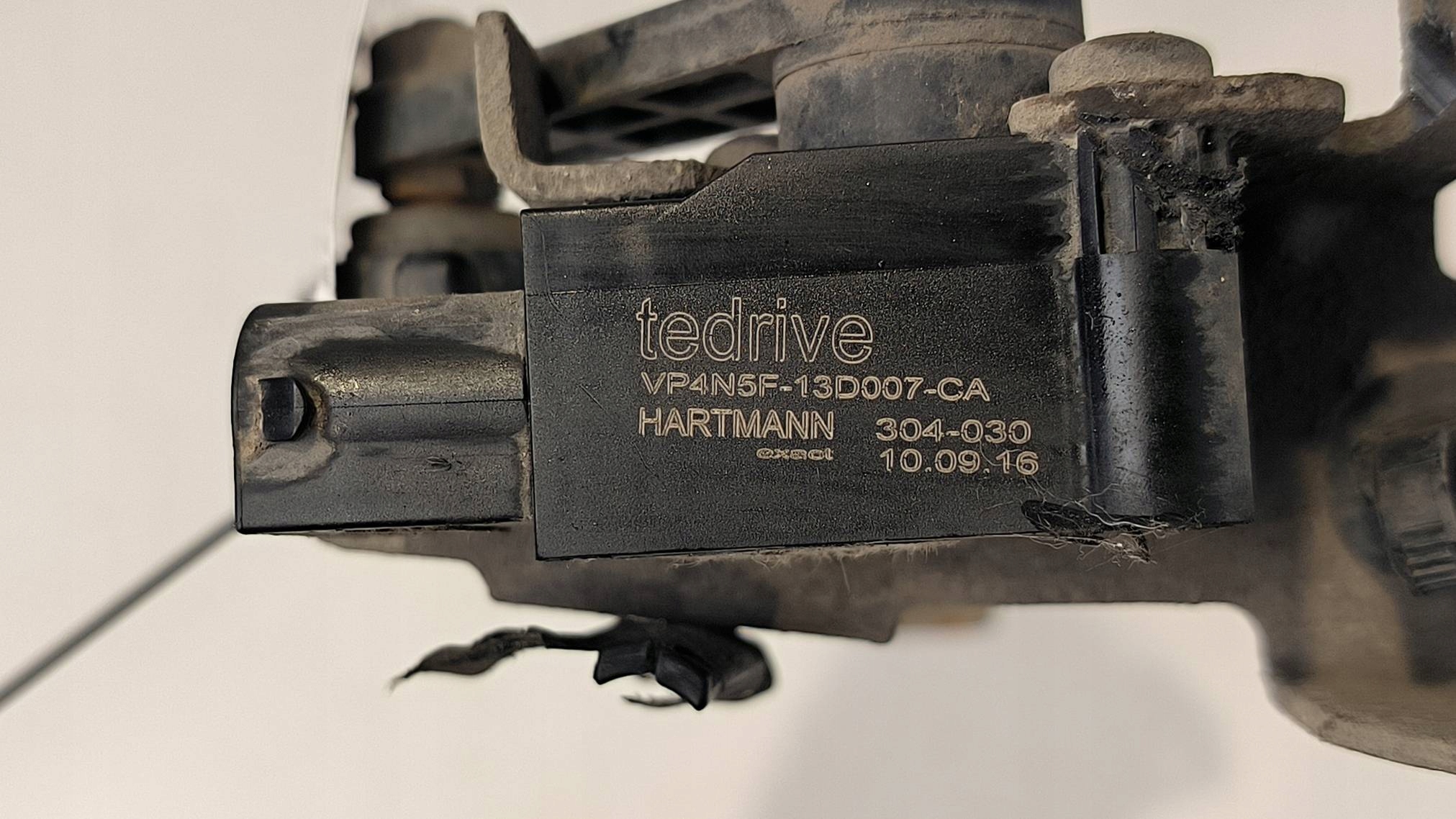 sensor POZIOMOWANIA VP4N5F-13D007-CA FORD KUGA MK2