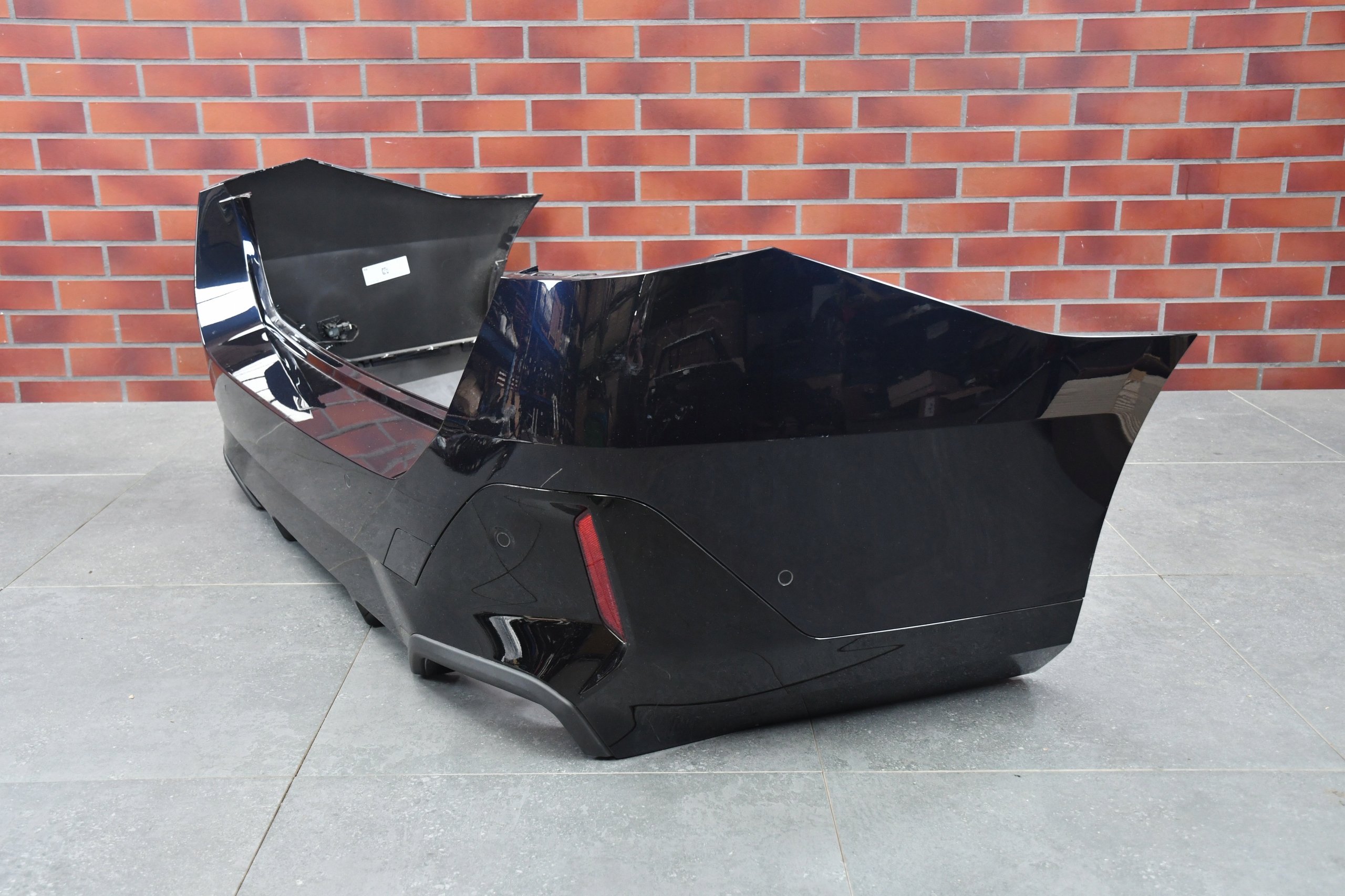 bumper rear part rear BMW 5 G61 m-packet 416 CARBONSCHWARZ
