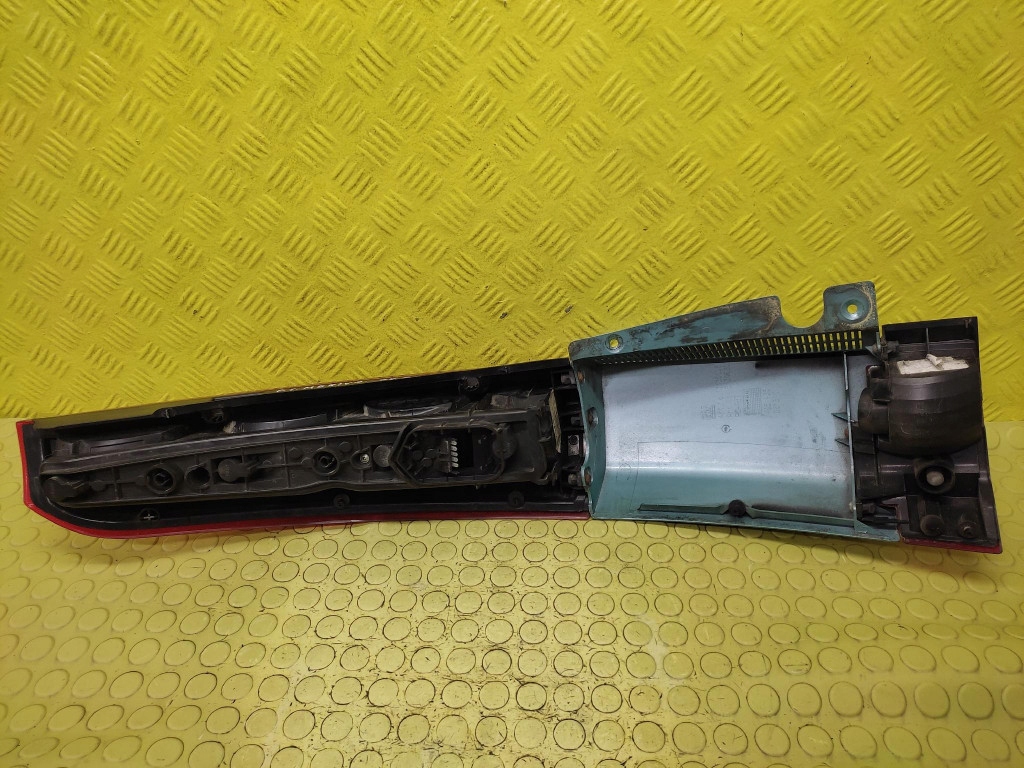 OPEL MERIVA light right rear part 93294346