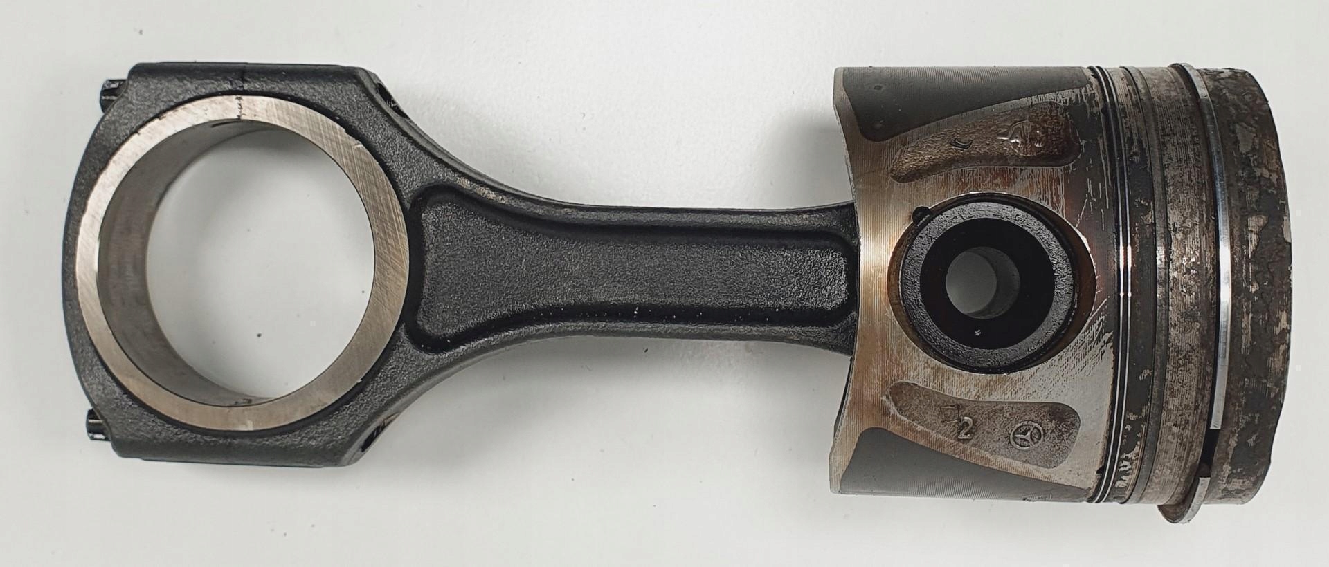 A6510301117 - Поршень шатун MERCEDES W212 2.2 CDI 651924