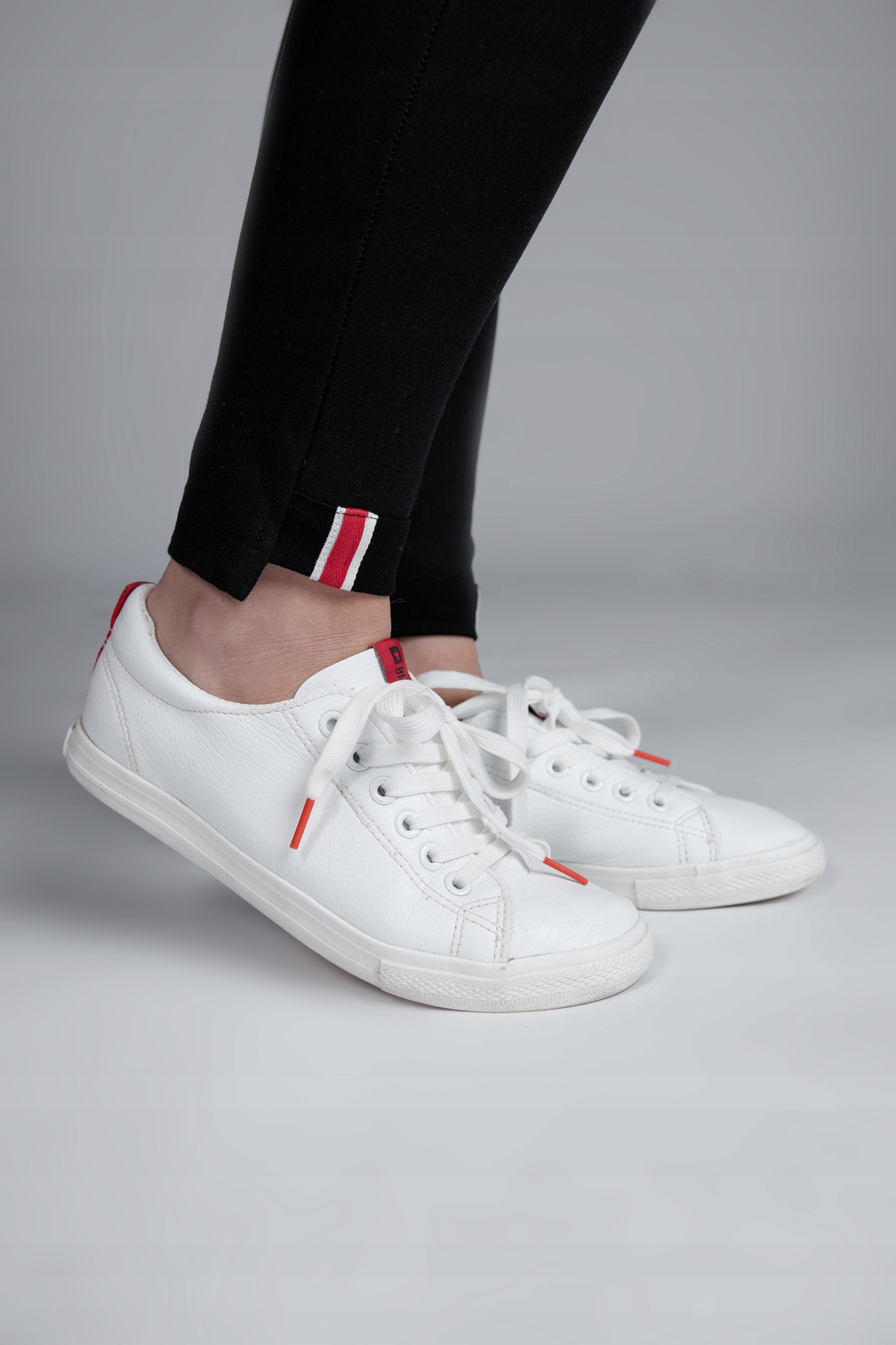 Jegginsy ciążowe GREASE Model GREASE