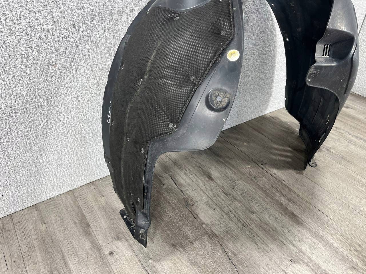 KIA EV6 GT GT-LINE 2021-> mudguard left front 86813-CV500