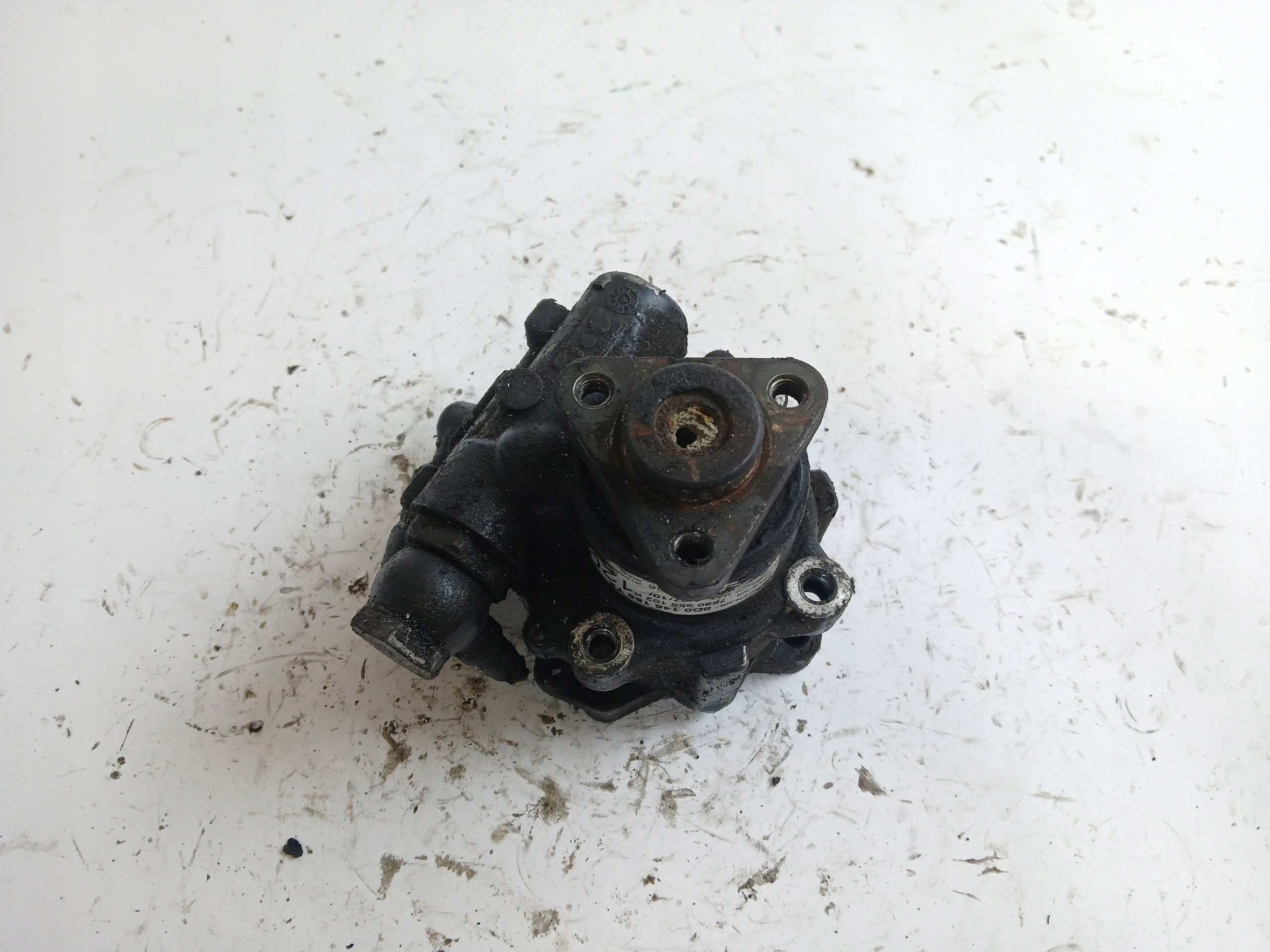 VW PASSAT B5 AUDI A4 B5 servo pumpa 8D0145156TX 120 BAR