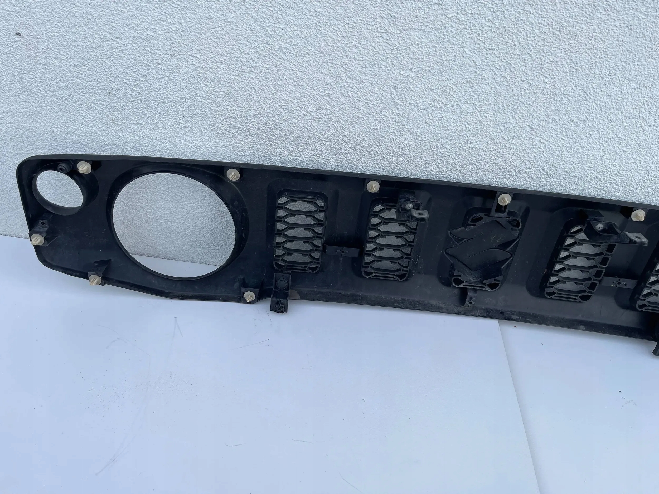Grille Suzuki Jimny IV 4 72111-78RO 18