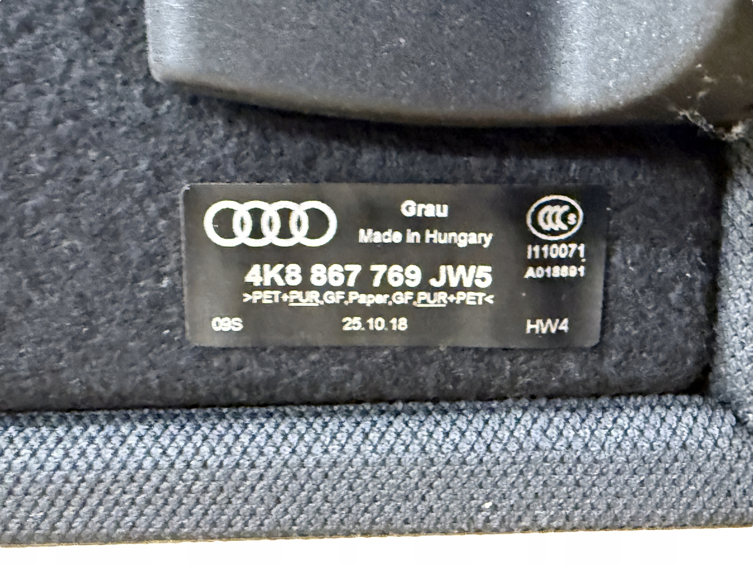 AUDI A7 4K plato boot 4K8867769