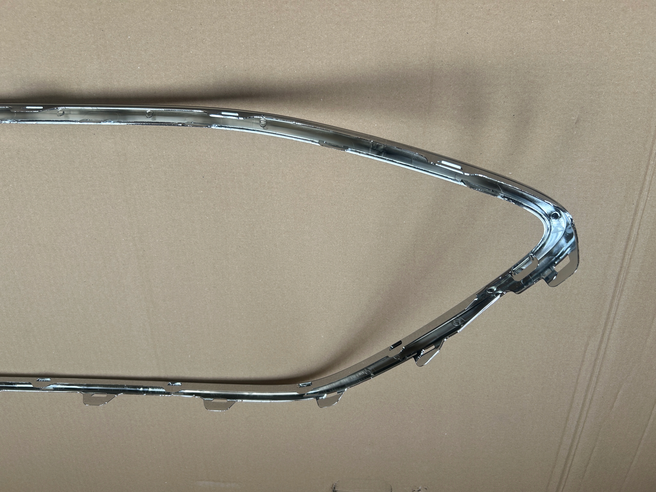 FORD C-MAX MK2 2010-2015 RAMKA CHROM ATRAPA ZDERZAK PRZÓD ORYGINAŁ Typ samochodu Samochody osobowe