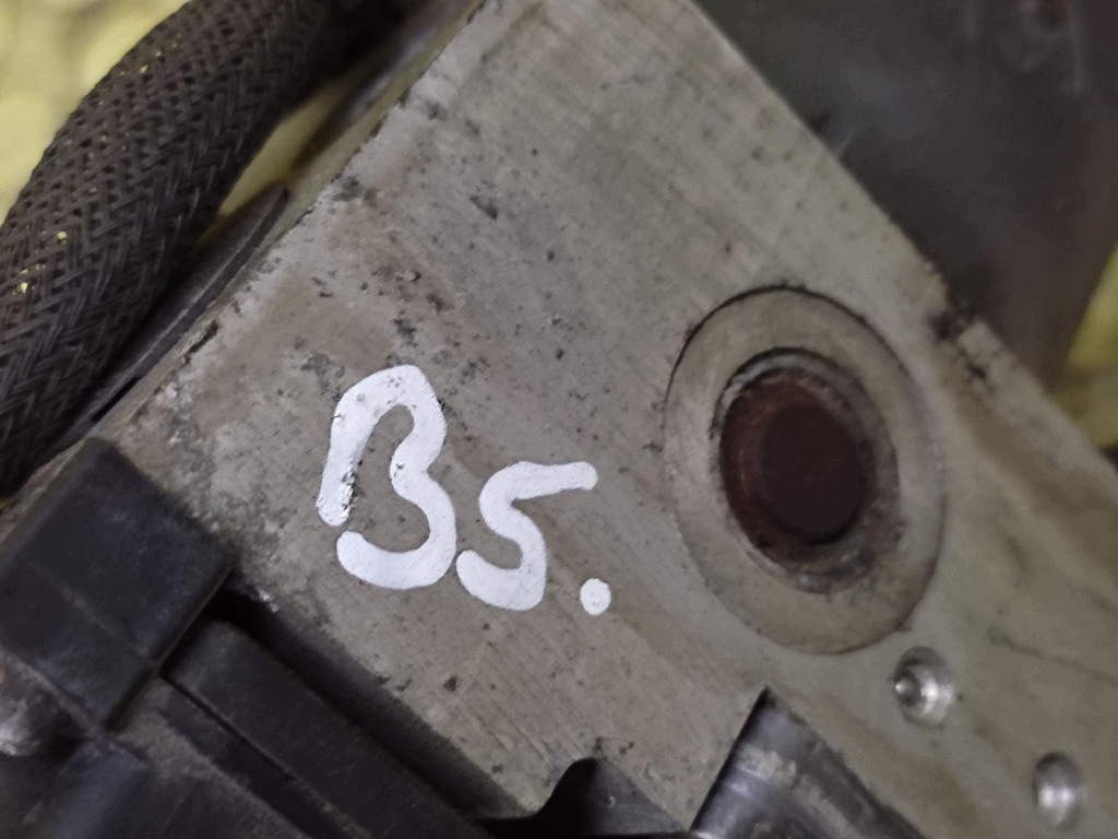 VW PASSAT B5 Pumpa ABS 0265220621