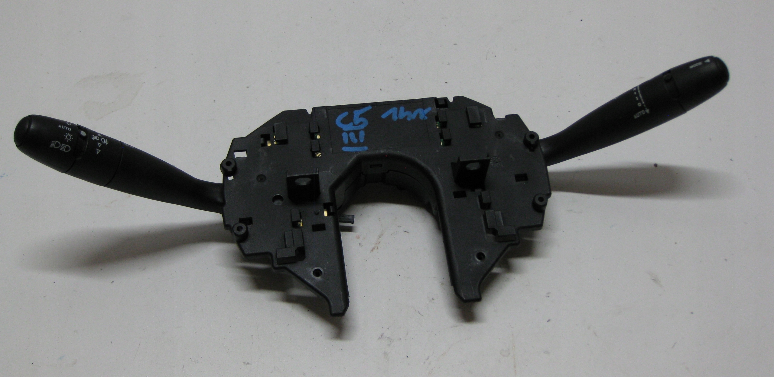 CITROEN C5 III 14R steering wheel levers and controls 3263227