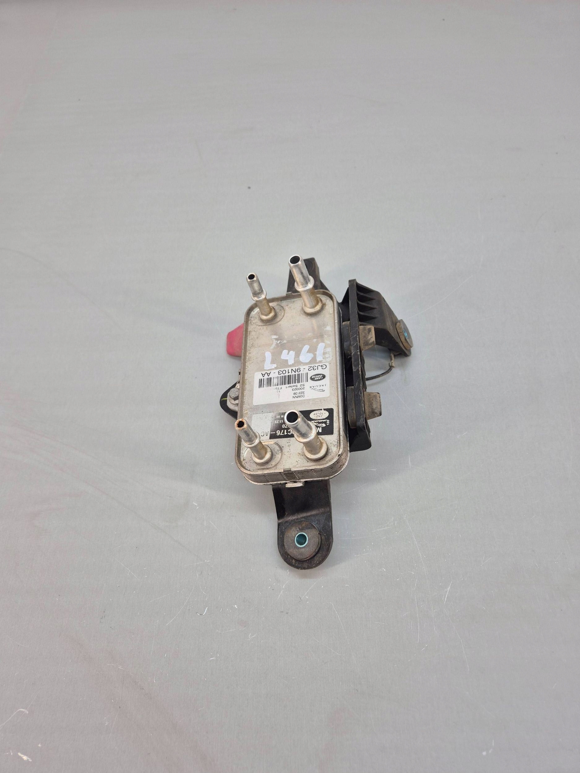 Chłodnica paliwa Land Rover Range Rover Sport L461 M8E29C176AC