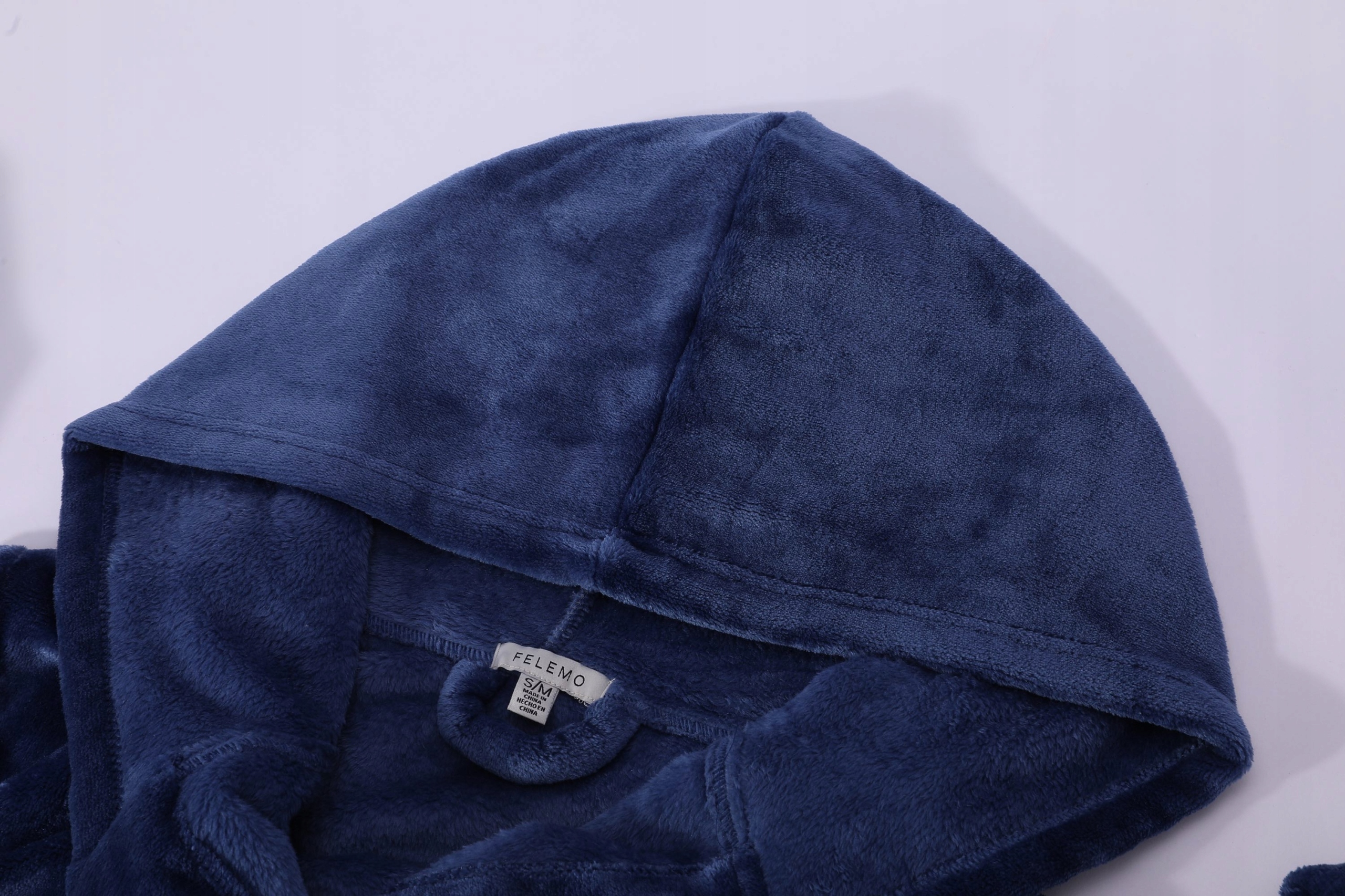 SZLAFROK Z KAPTUREM WIĄZANY PODOMKA MIĘKKI CIEPŁY L/XL Wzór dominujący bez wzoru