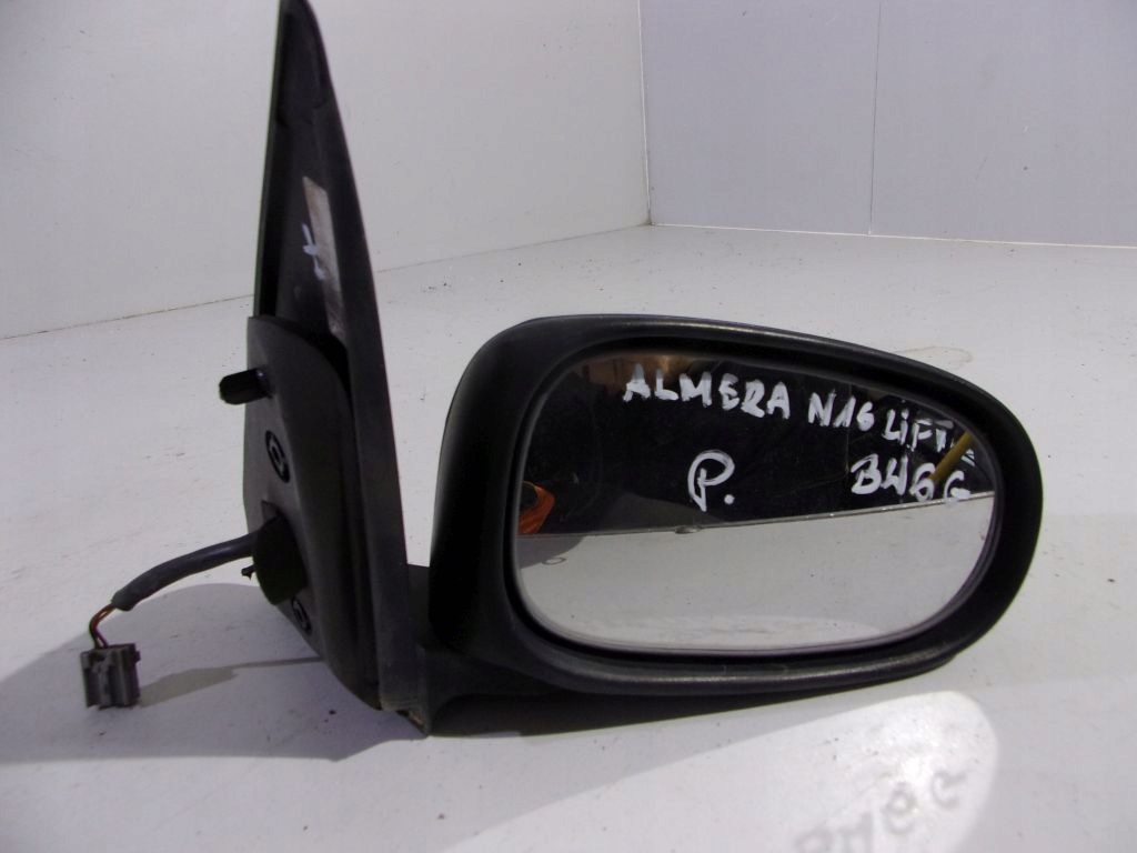 Nissan Almera N16 mirror right electrics BW6G