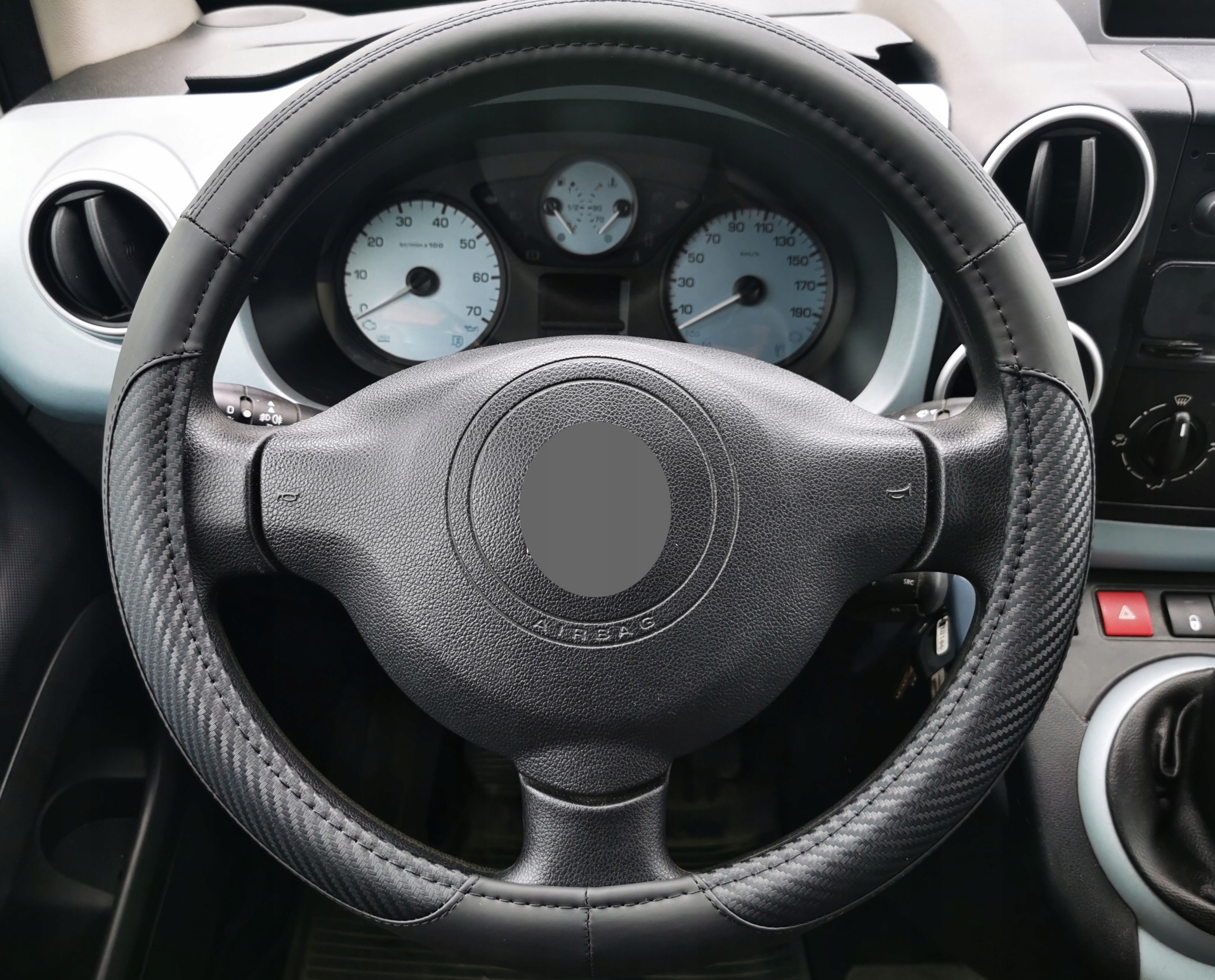 OPEL Astra F G H J K Corsa C D E Combo pokrowiec na kierownice skóra karbon Waga produktu z opakowaniem jednostkowym 0.5 kg